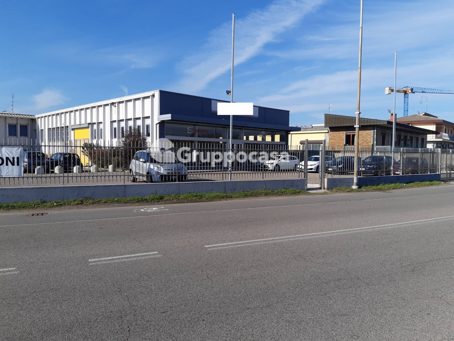 Capannone in vendita a Magenta