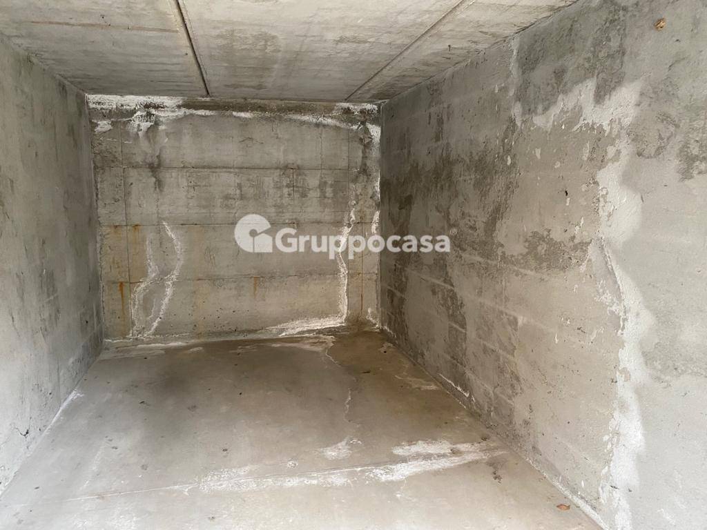 Box o garage in vendita a Boffalora sopra Ticino