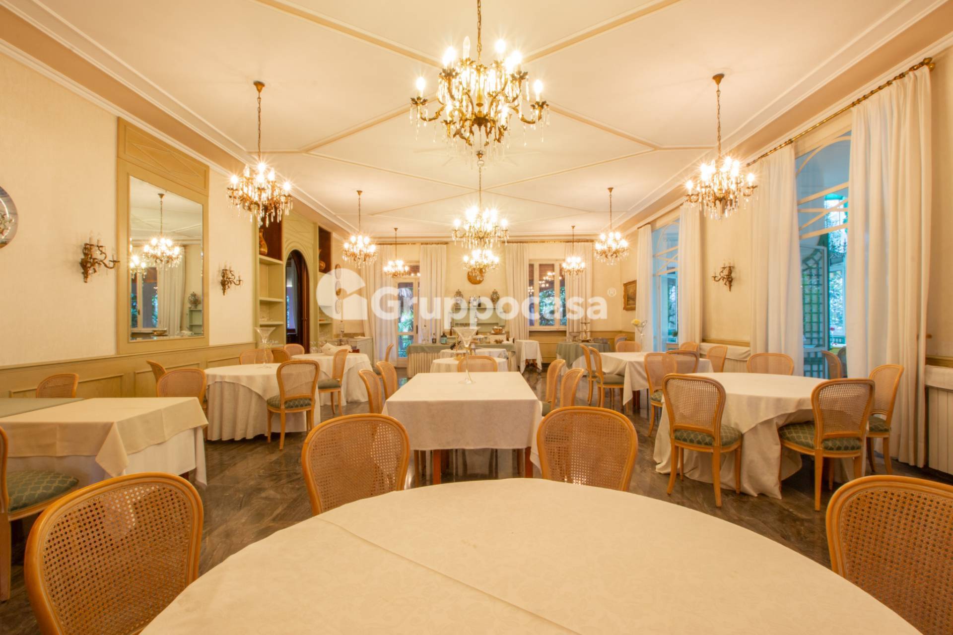 Intero Stabile in vendita a Boffalora sopra Ticino