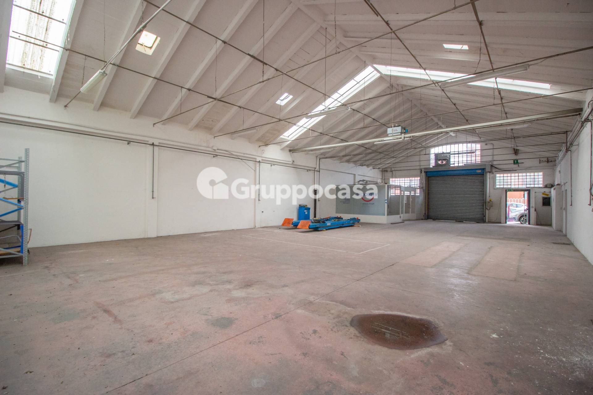 Capannone in affitto a Magenta