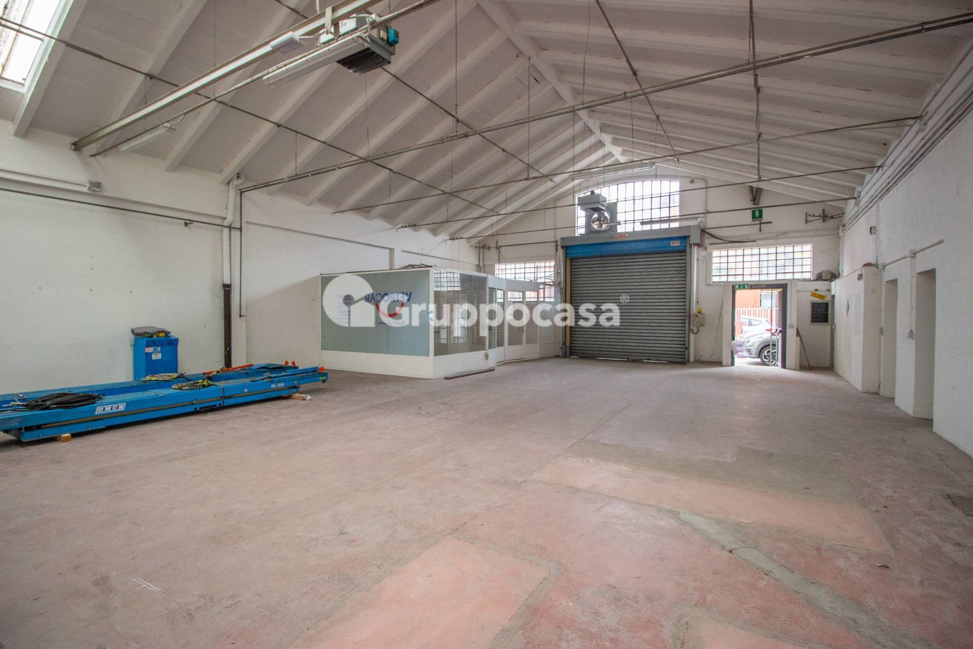 Capannone in affitto a Magenta