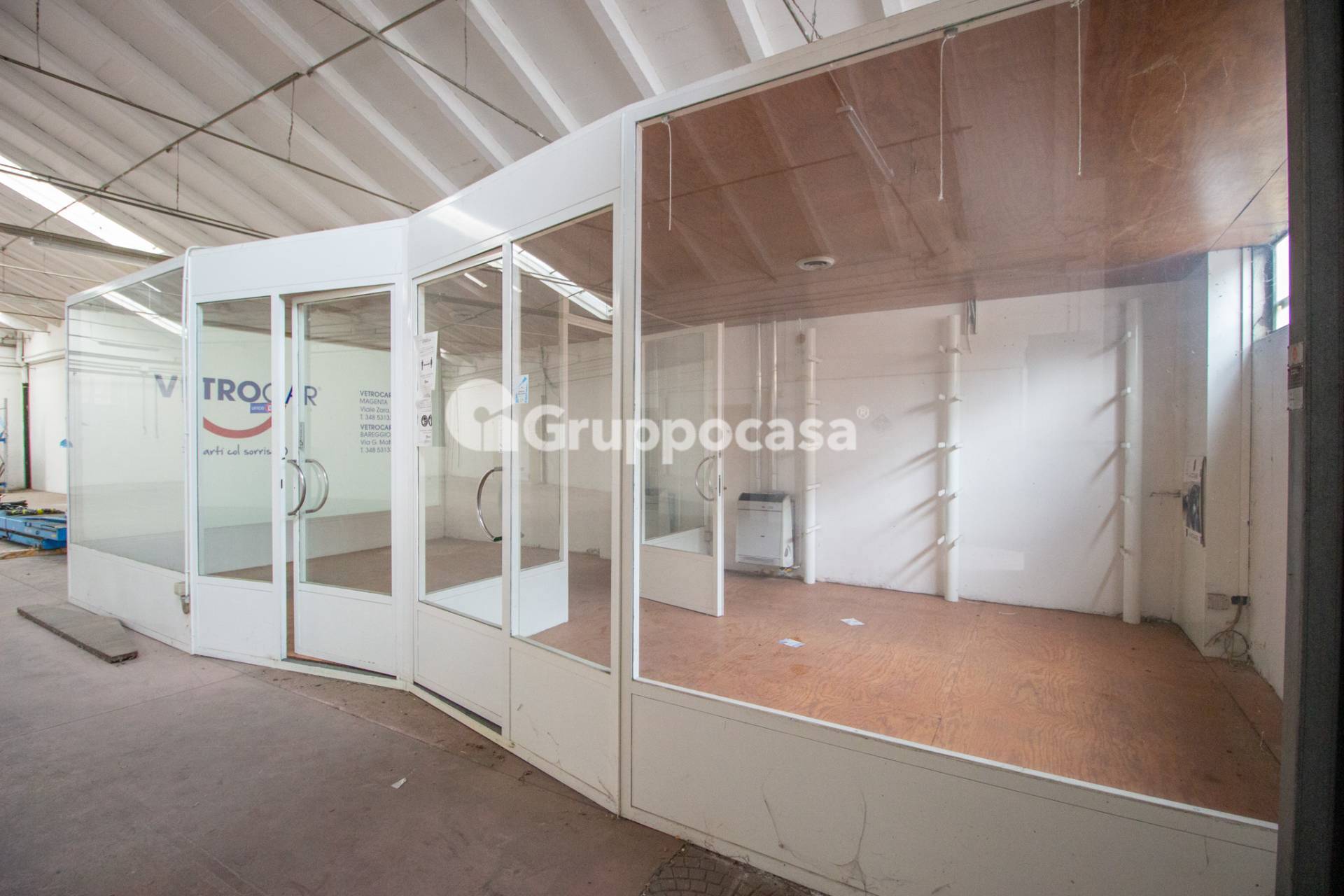 Capannone in affitto a Magenta