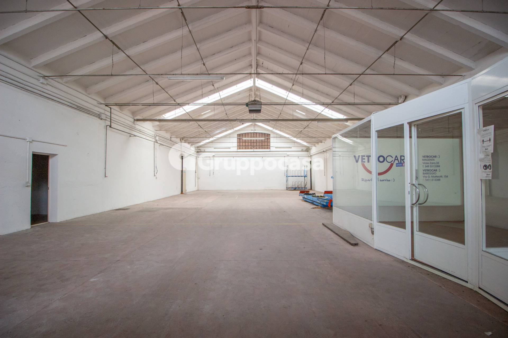 Capannone in affitto a Magenta