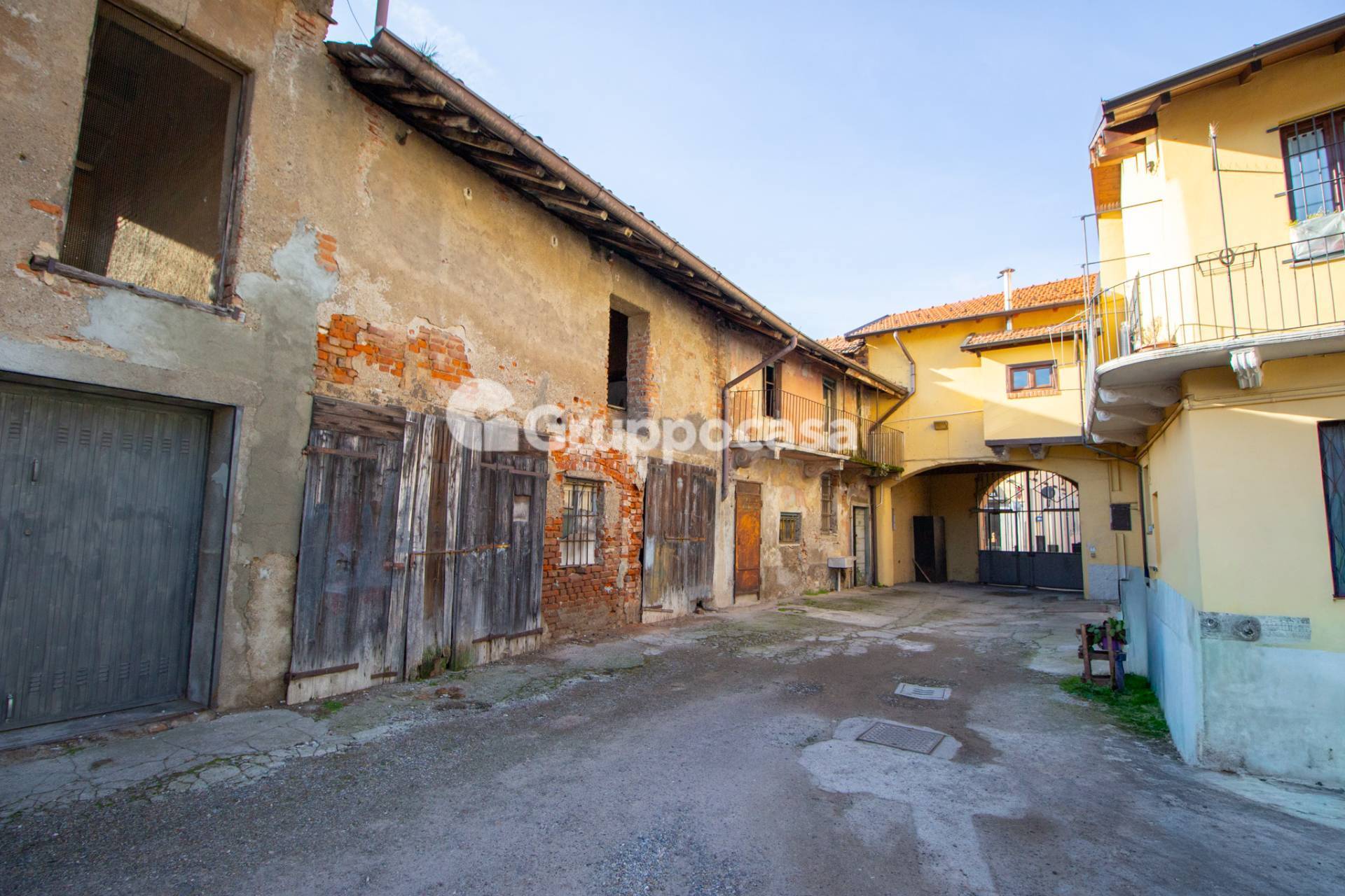 Casa di Corte in vendita a Magenta