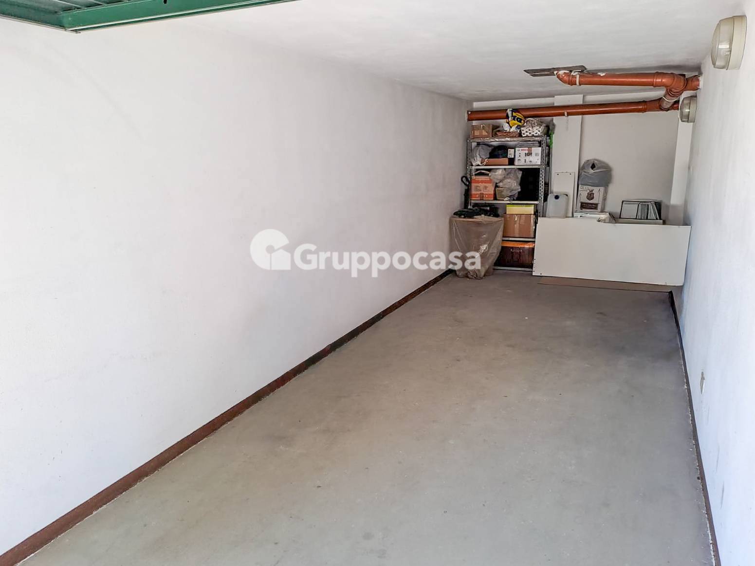 Box o garage in vendita a Magenta