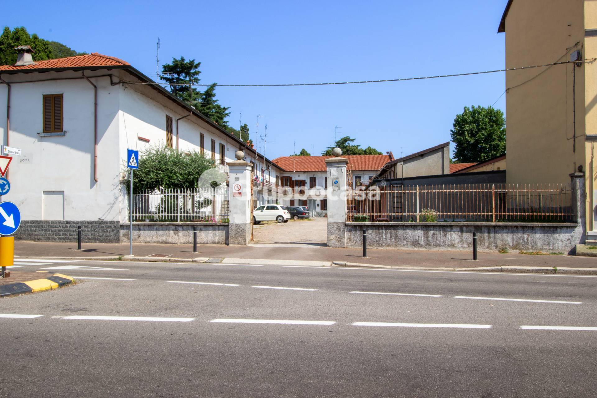 Appartamento in corte in vendita a Magenta
