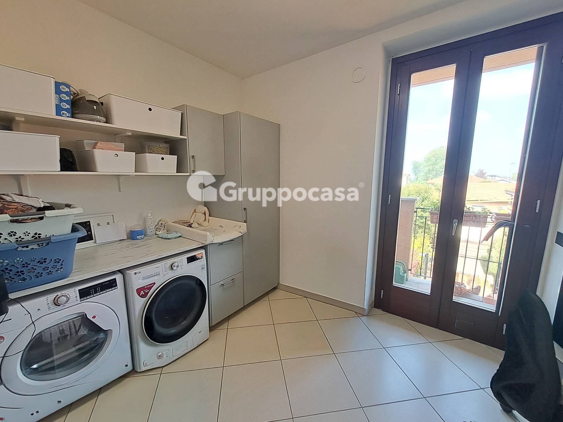Appartamento in vendita a Bareggio