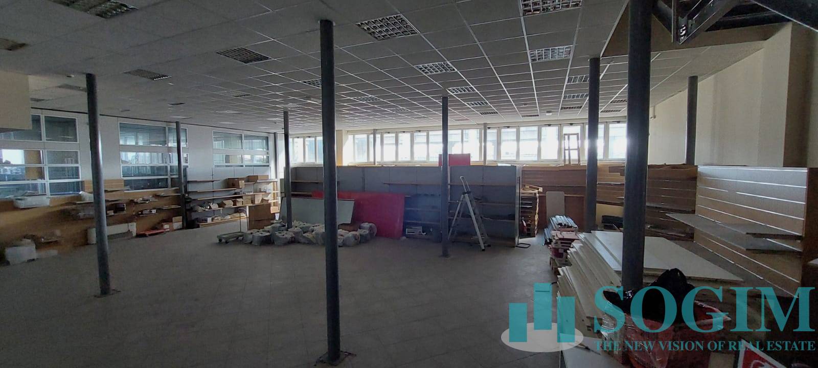 Capannone in vendita a Brugherio