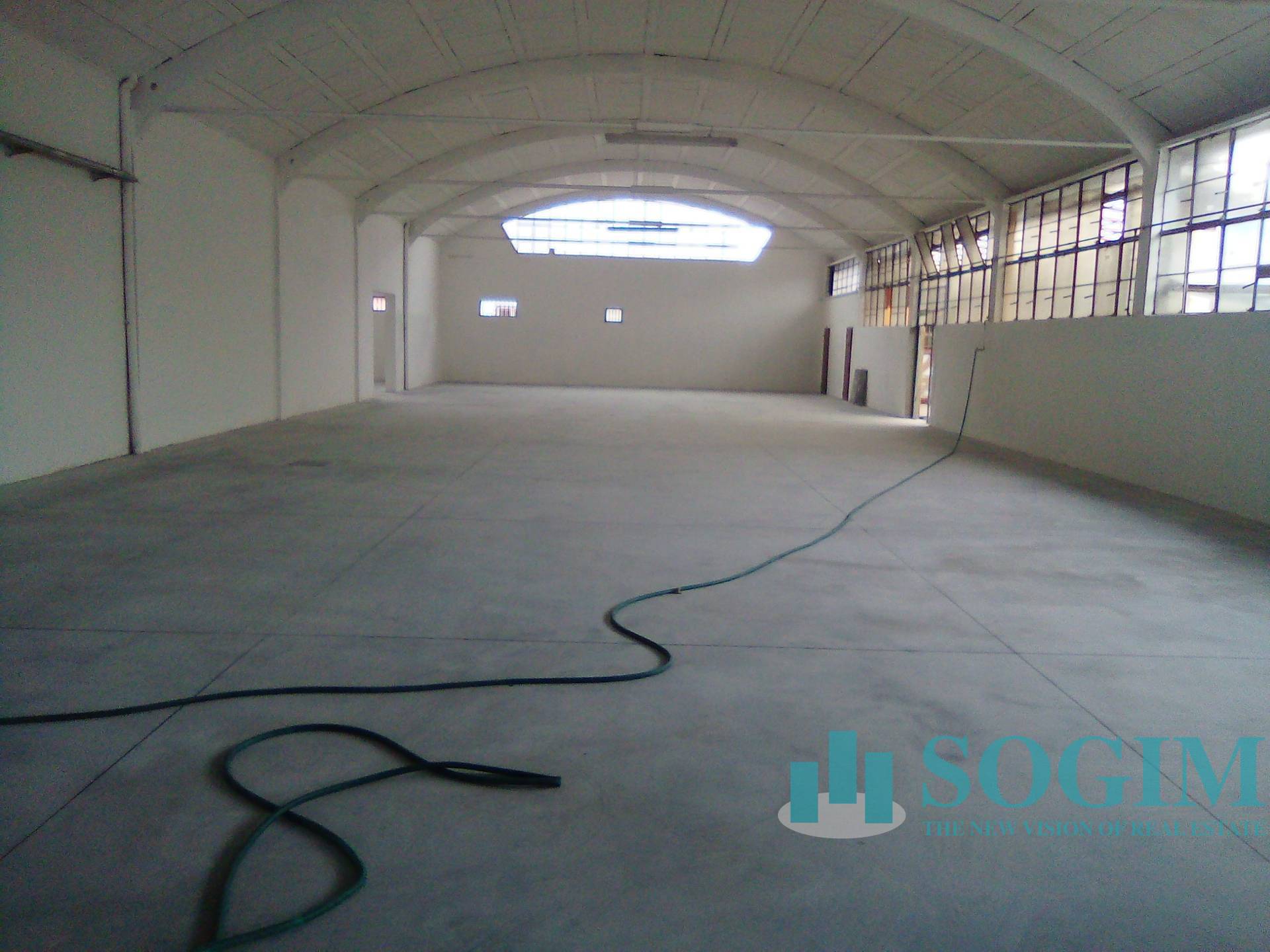 Capannone in affitto a Settimo Milanese