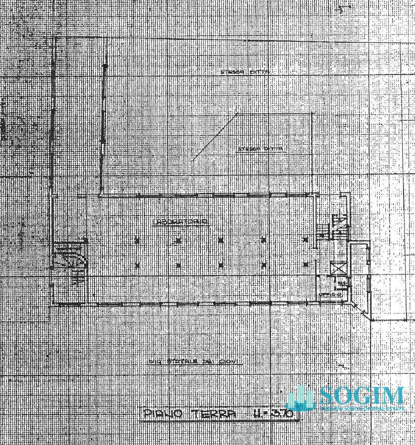 Capannone in vendita a Paderno Dugnano