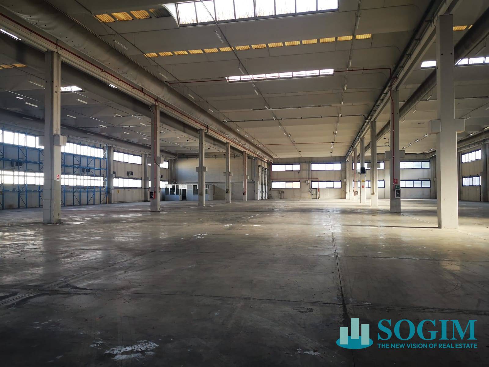 Capannone in affitto a Legnano