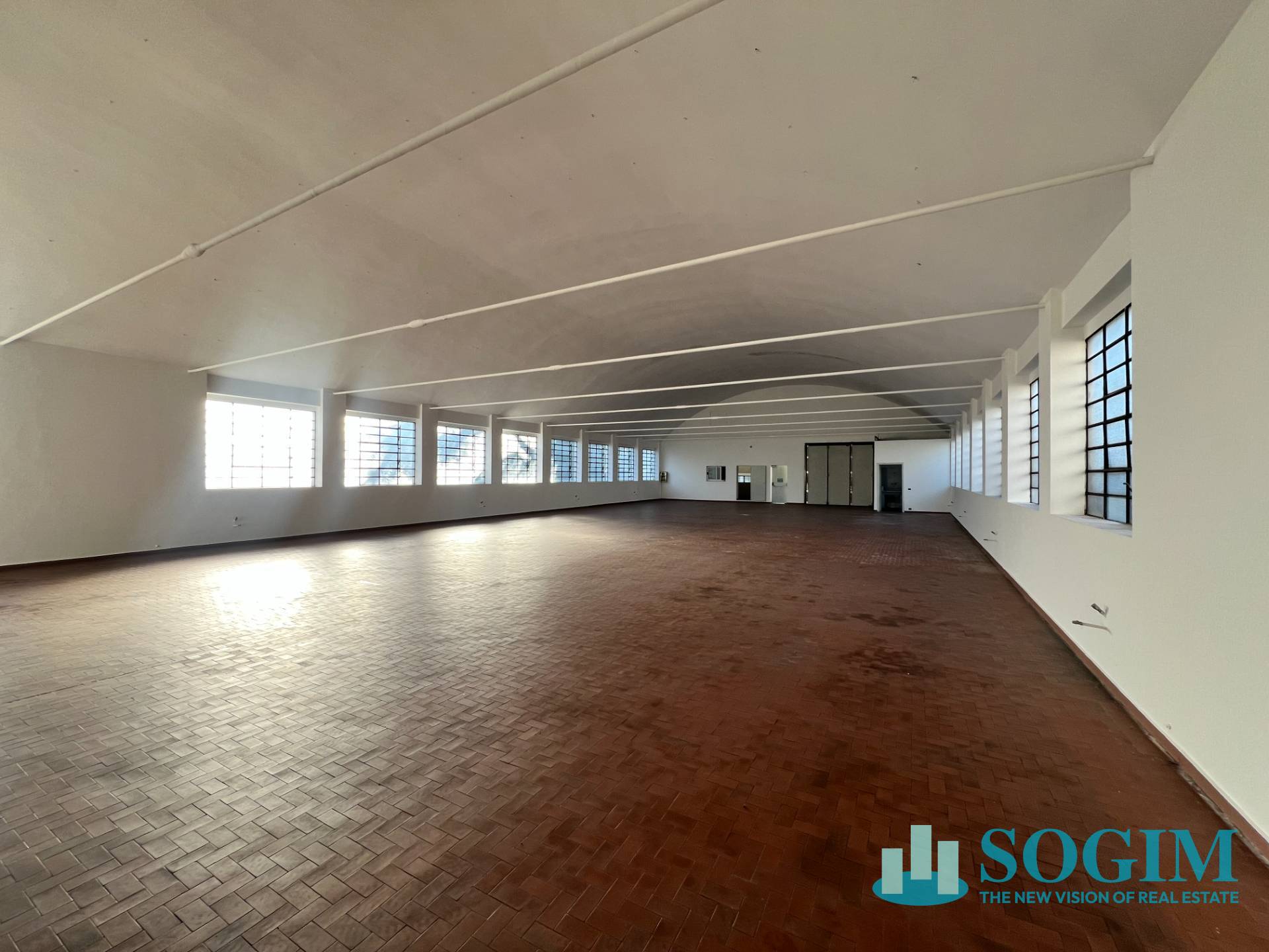 Capannone + Palazzina Uffici in affitto a Gallarate