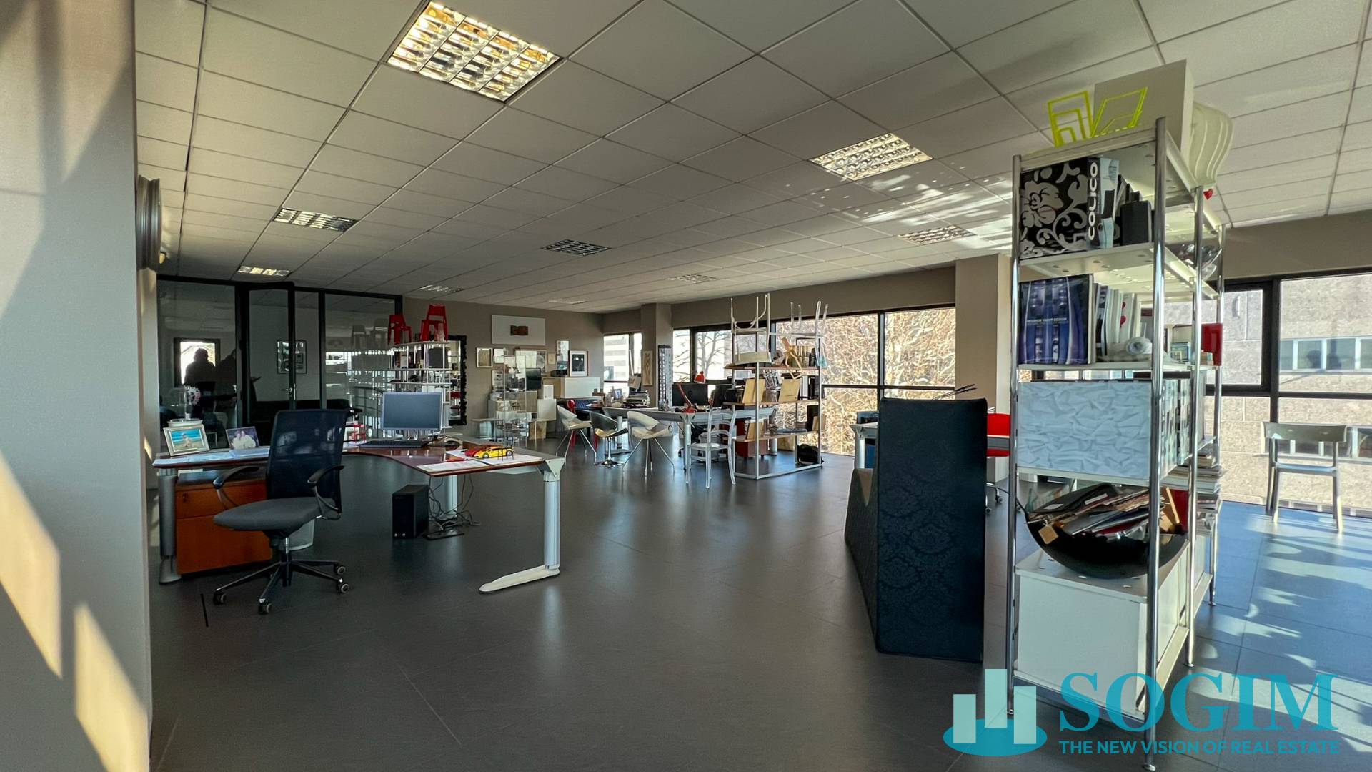 Capannone in vendita a Varedo