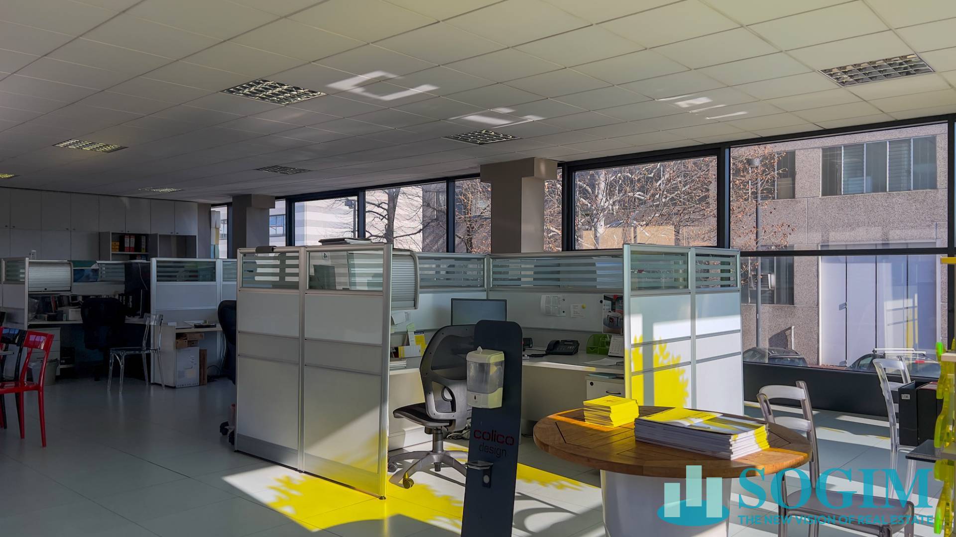 Capannone in vendita a Varedo