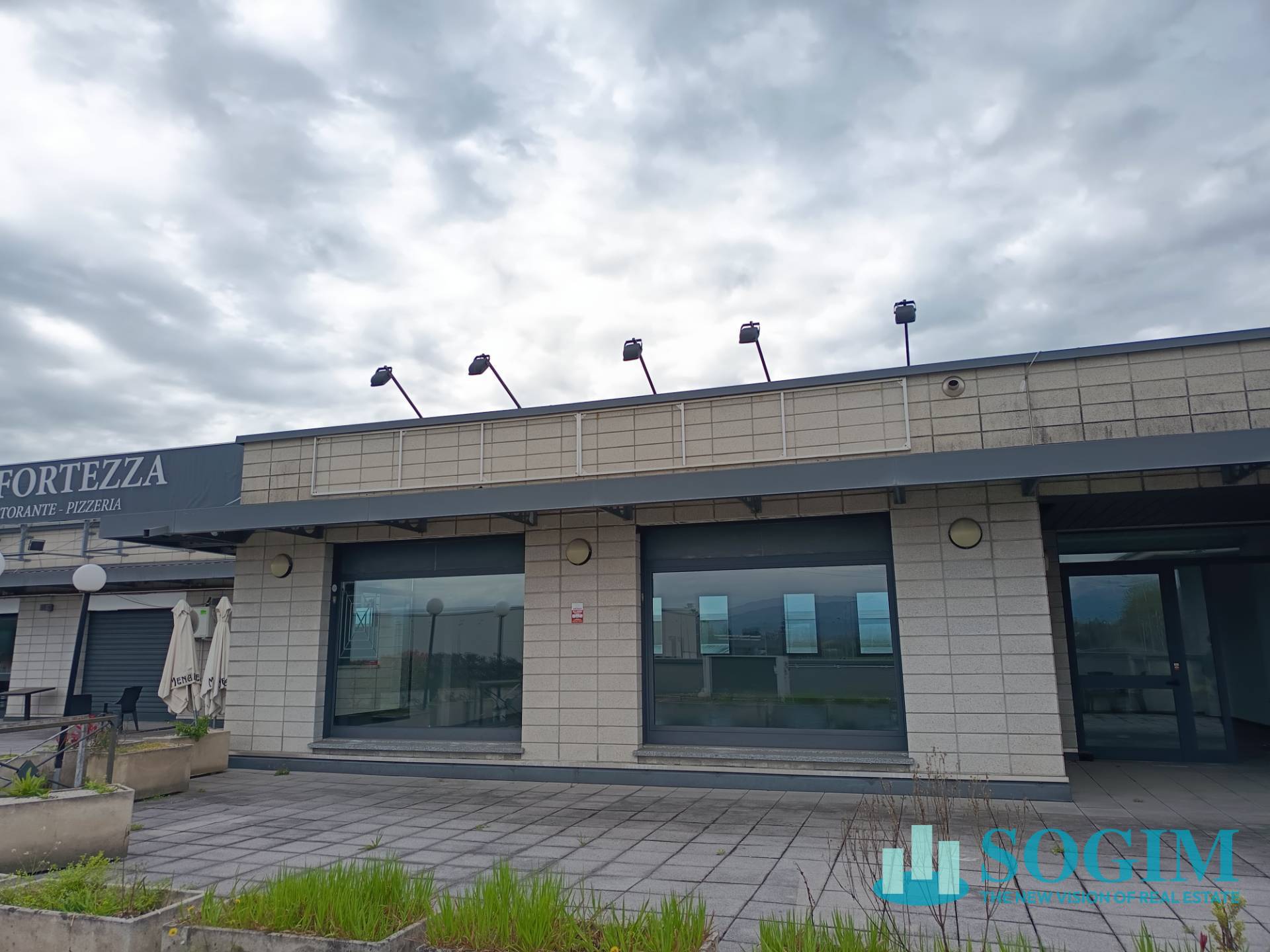 Negozio in affitto a Bellusco