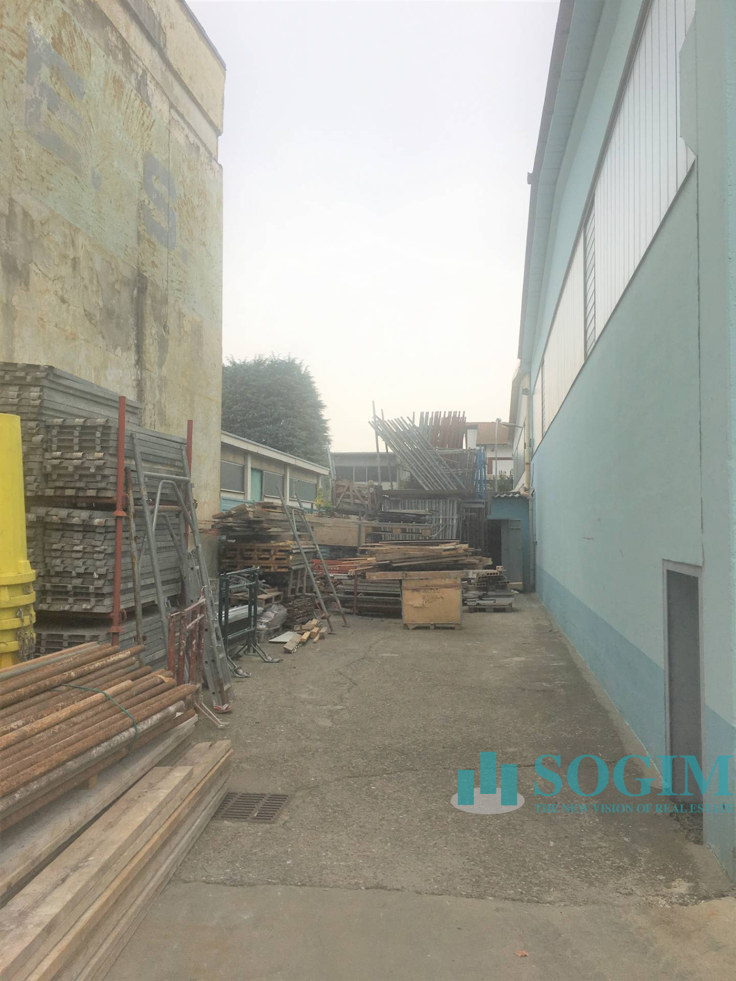 Capannone in vendita a Zibido San Giacomo, Zibido