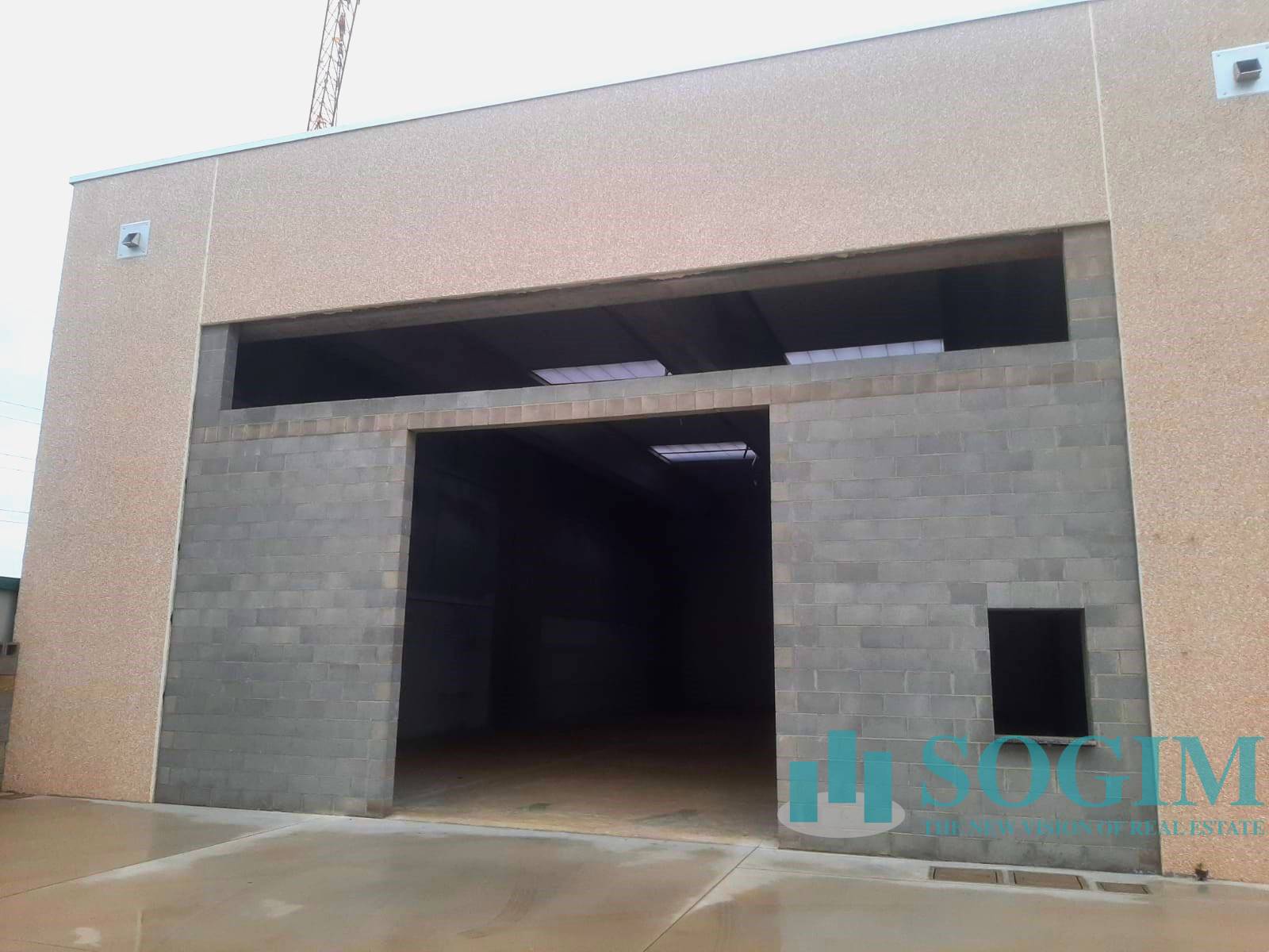 Capannone in vendita a Origgio