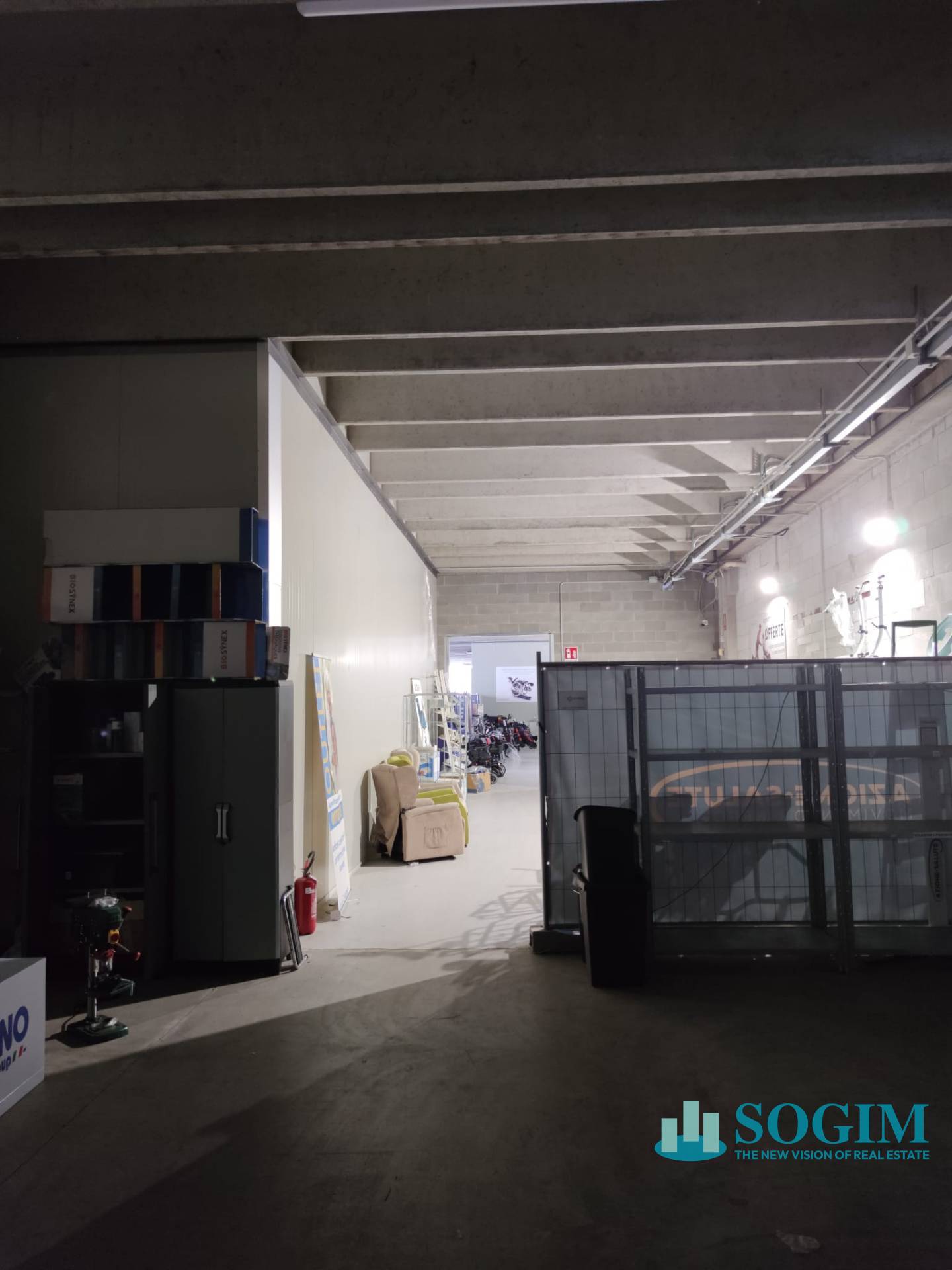 Immobile commerciale in affitto a Liscate