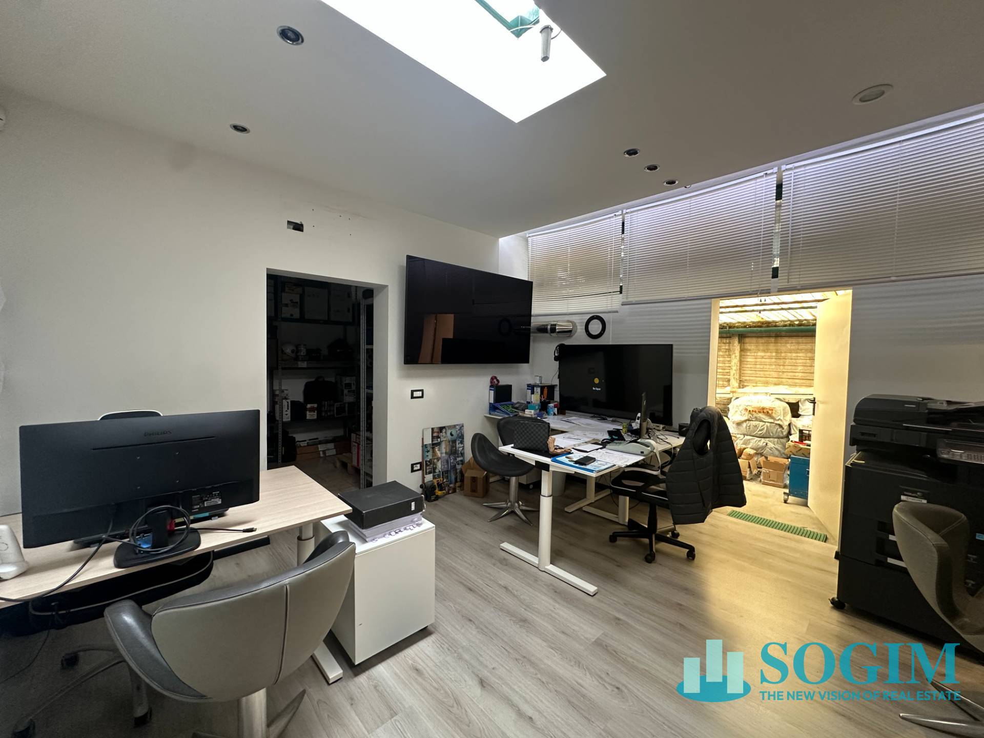 Capannone in affitto a Muggi, Taccona