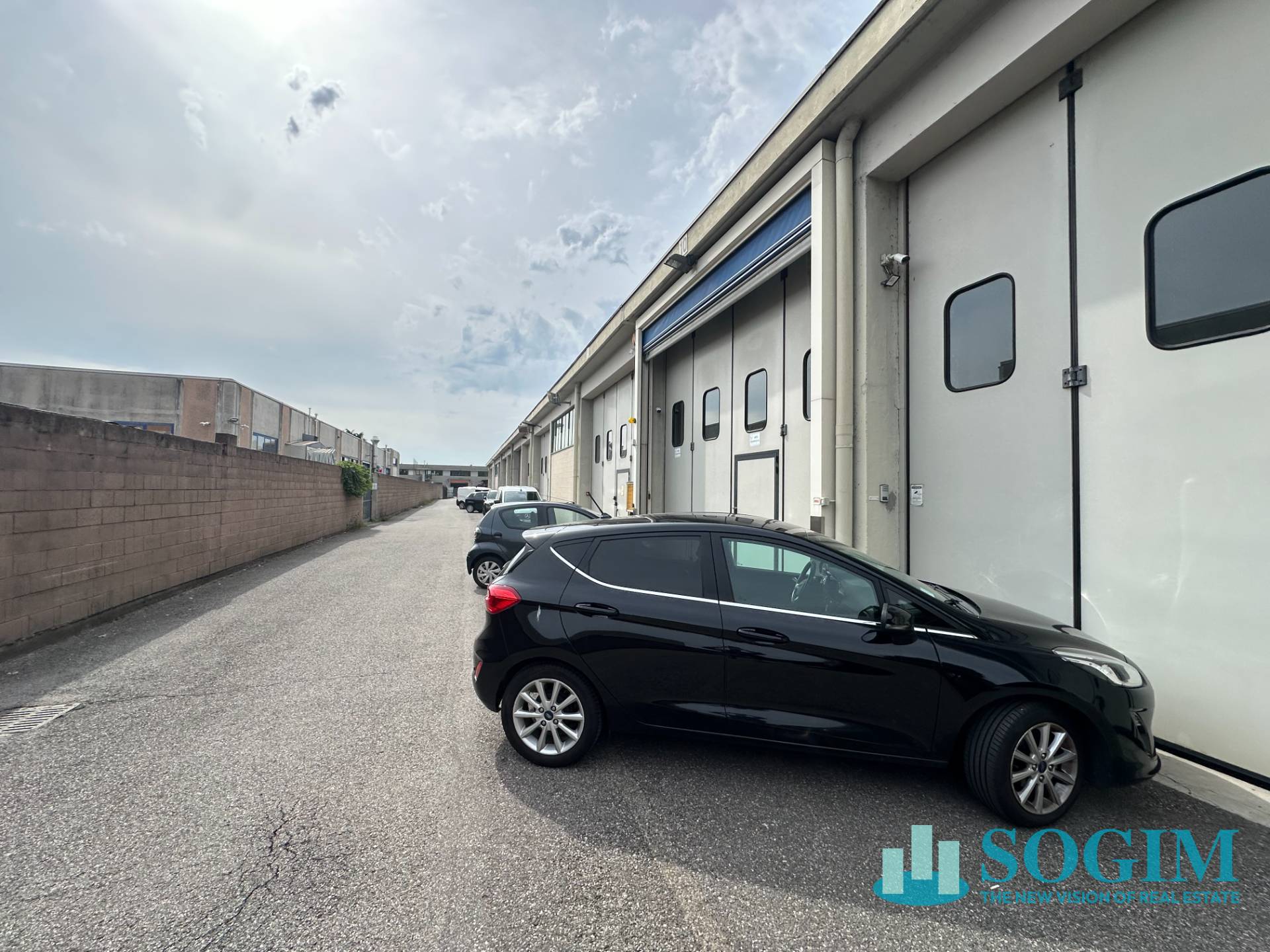 Capannone in affitto a Muggi, Taccona