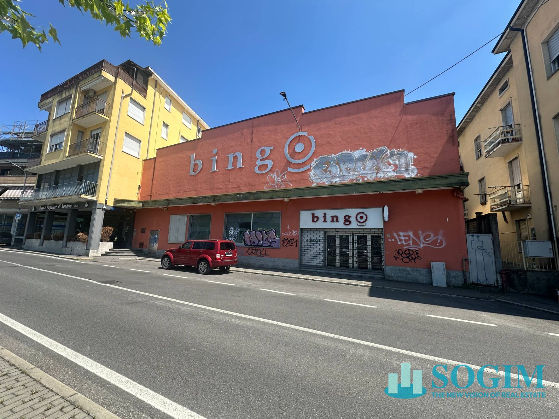 Immobile commerciale in vendita a Giussano