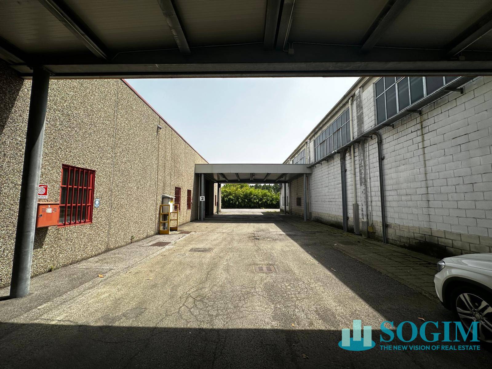 Logistica in vendita a Casalpusterlengo