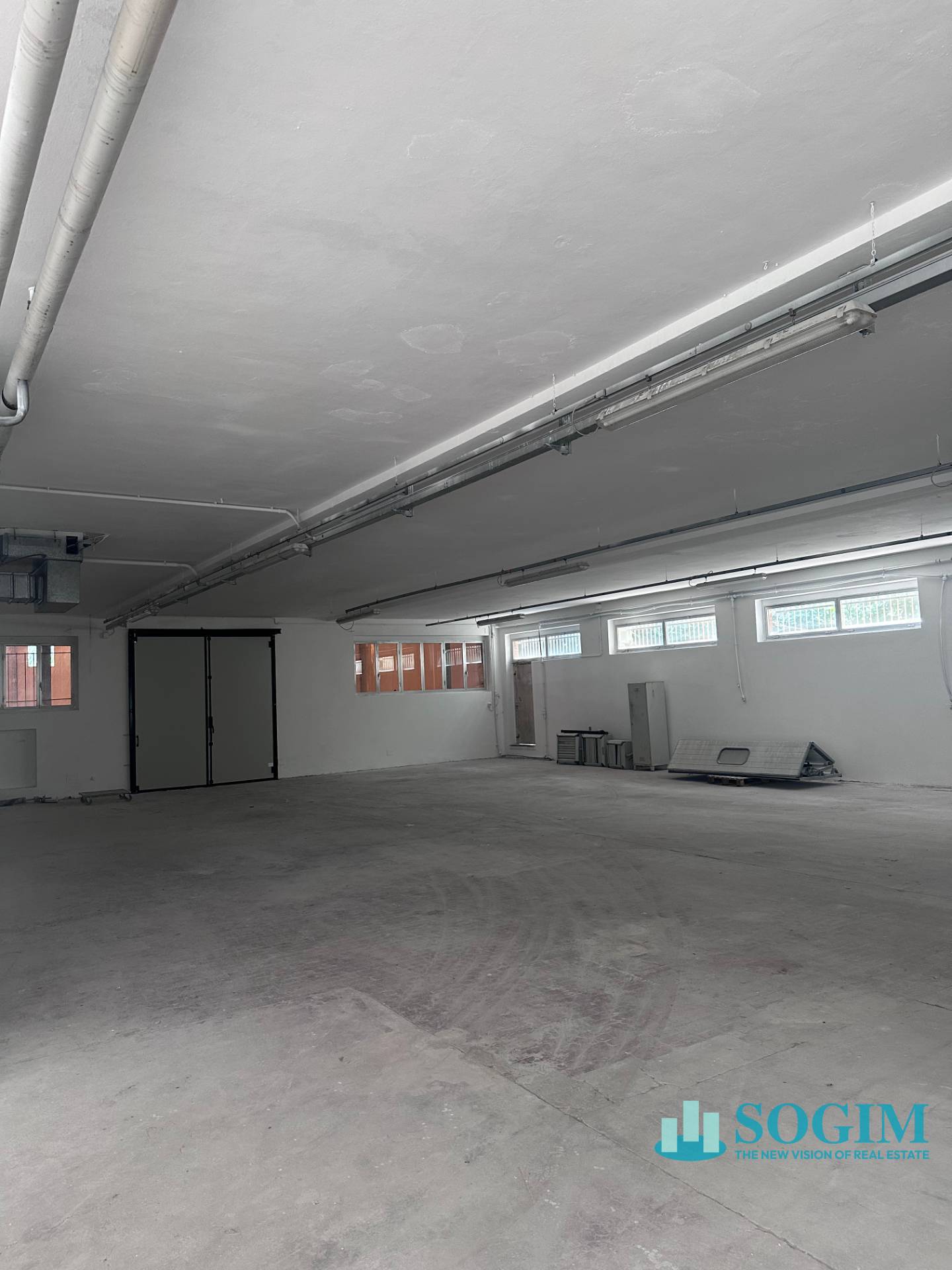 Capannone in affitto a Seveso