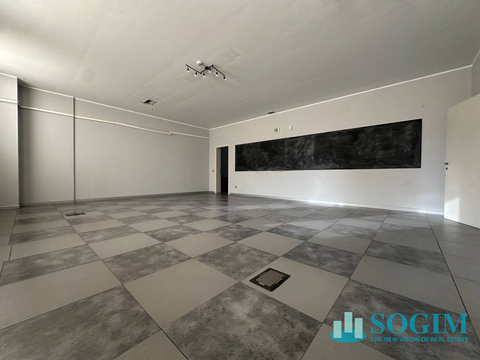 Stabile in vendita a Lissone