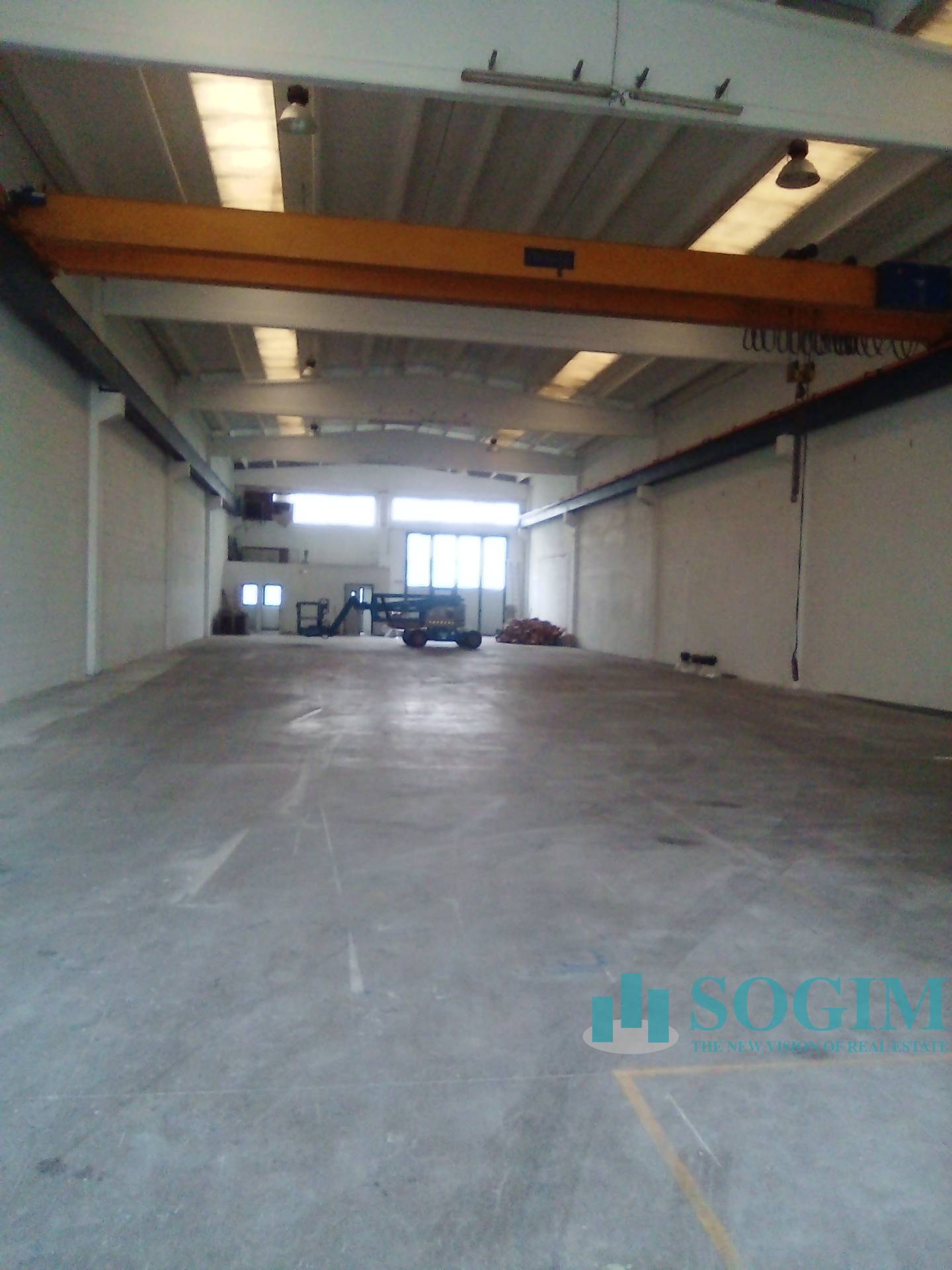 Capannone in affitto a Gudo Visconti