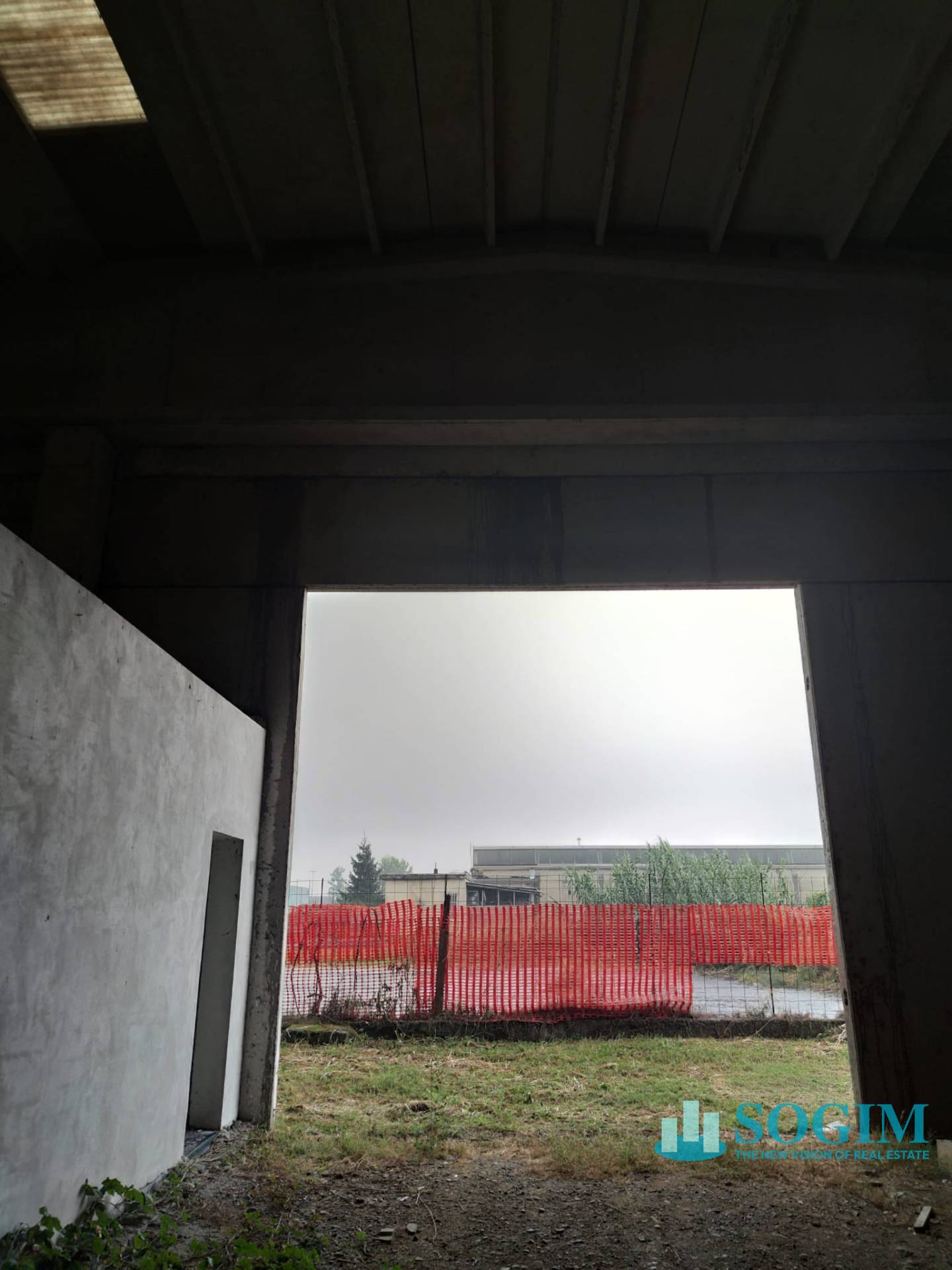 Capannone in vendita a Zelo Buon Persico