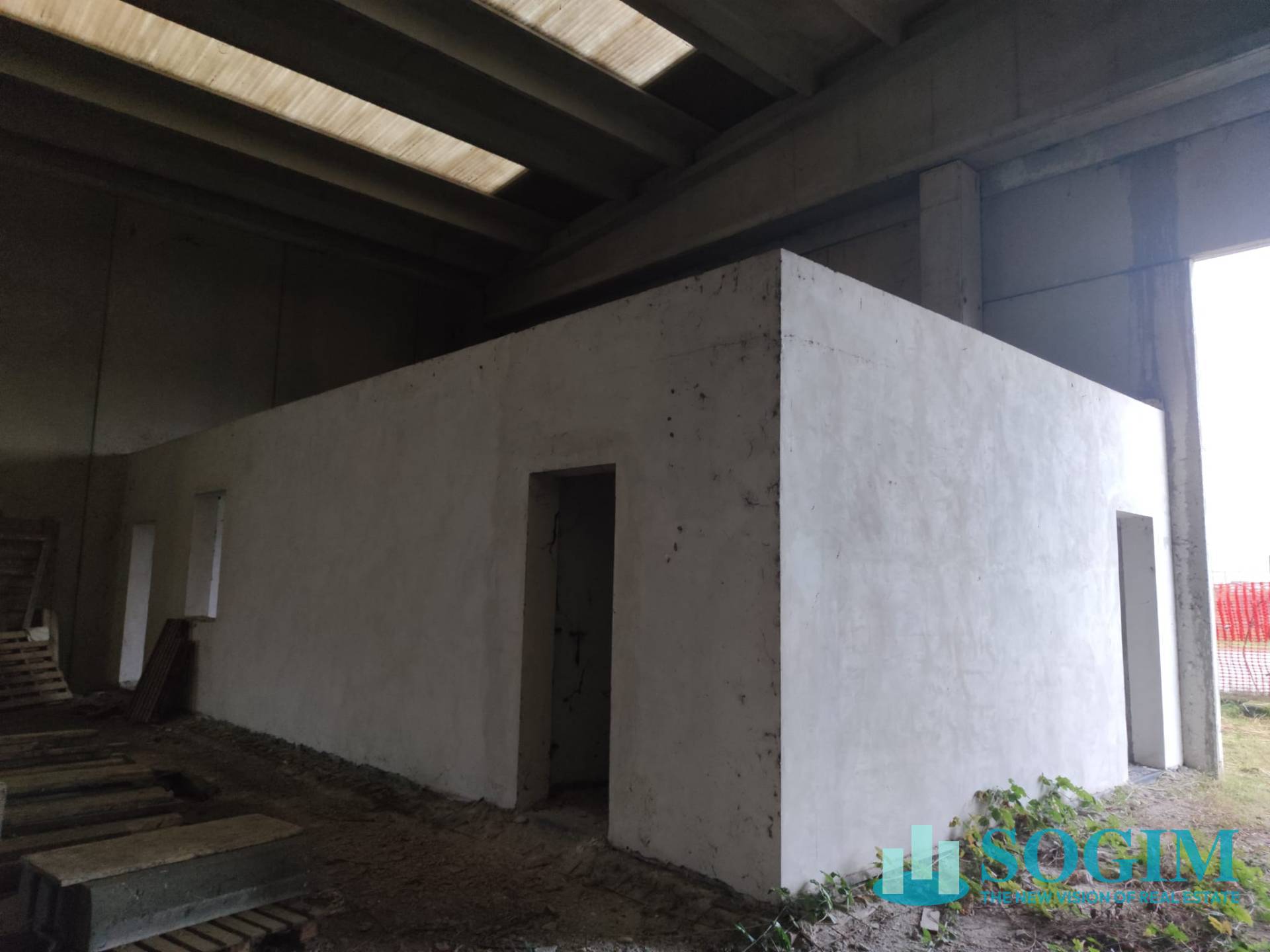 Capannone in vendita a Zelo Buon Persico