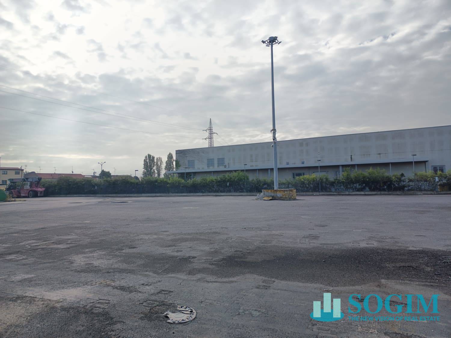 Terreno industriale in vendita a Pioltello