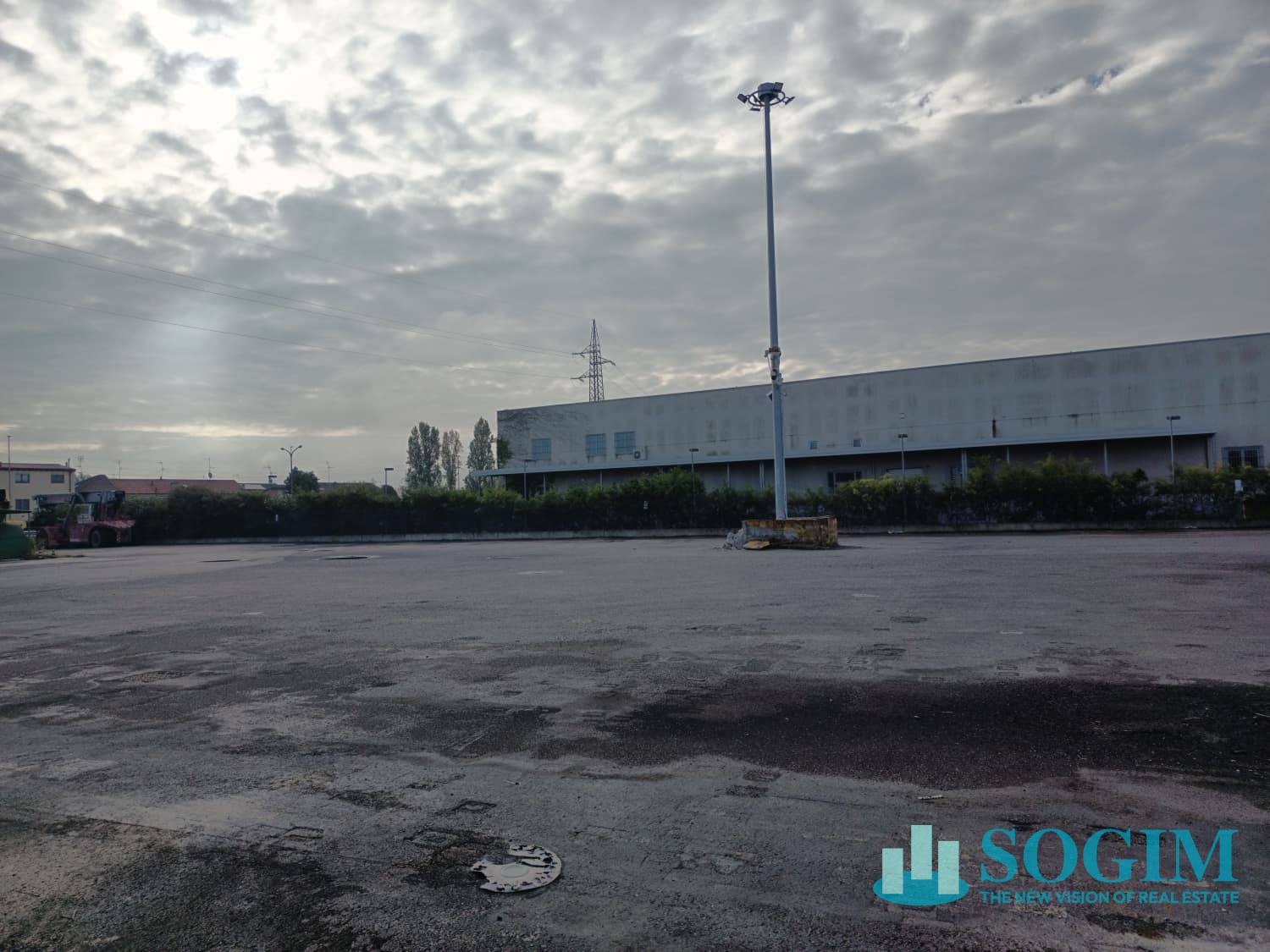 Terreno industriale in vendita a Pioltello