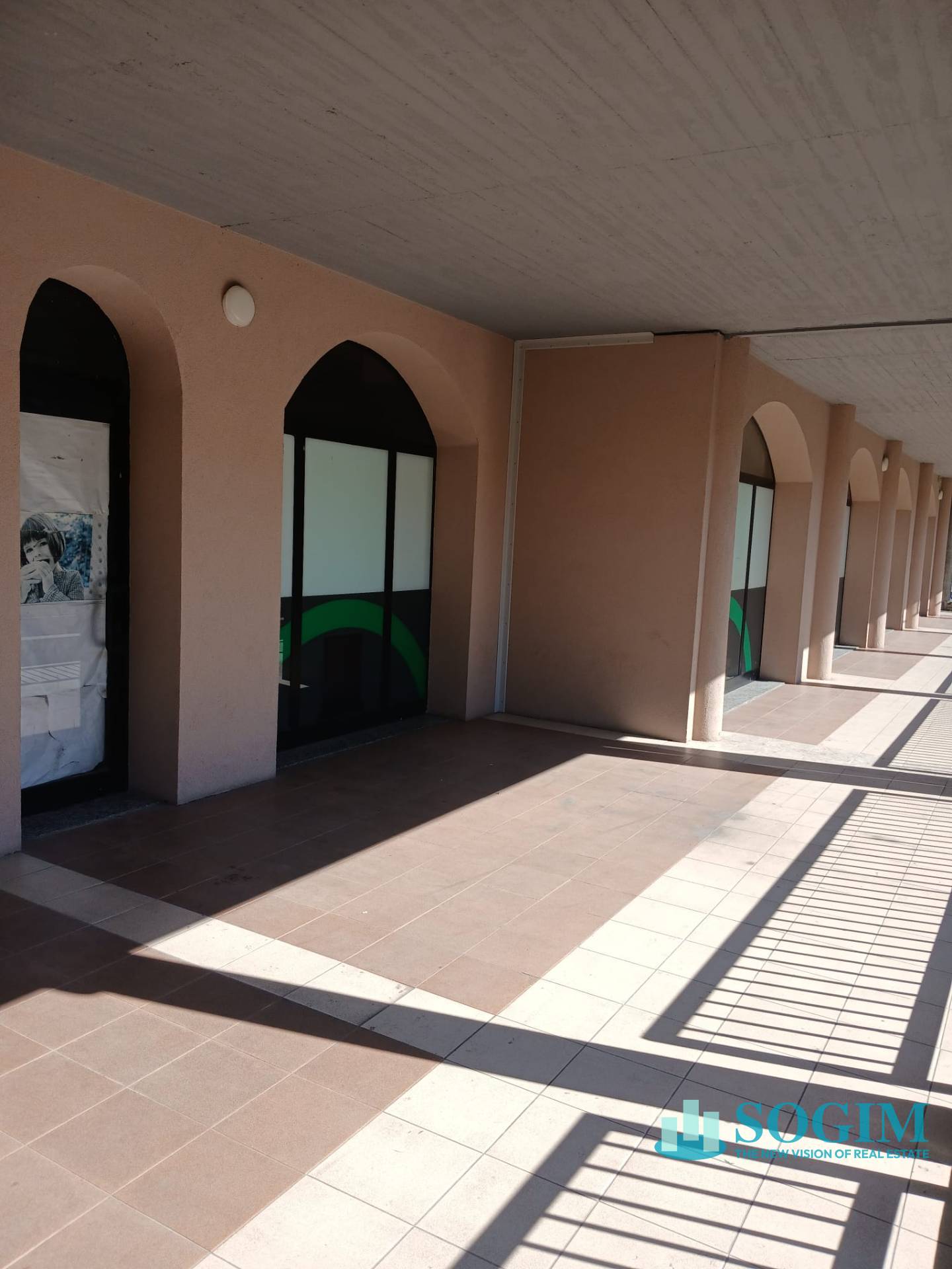 Negozio in affitto a Casarile