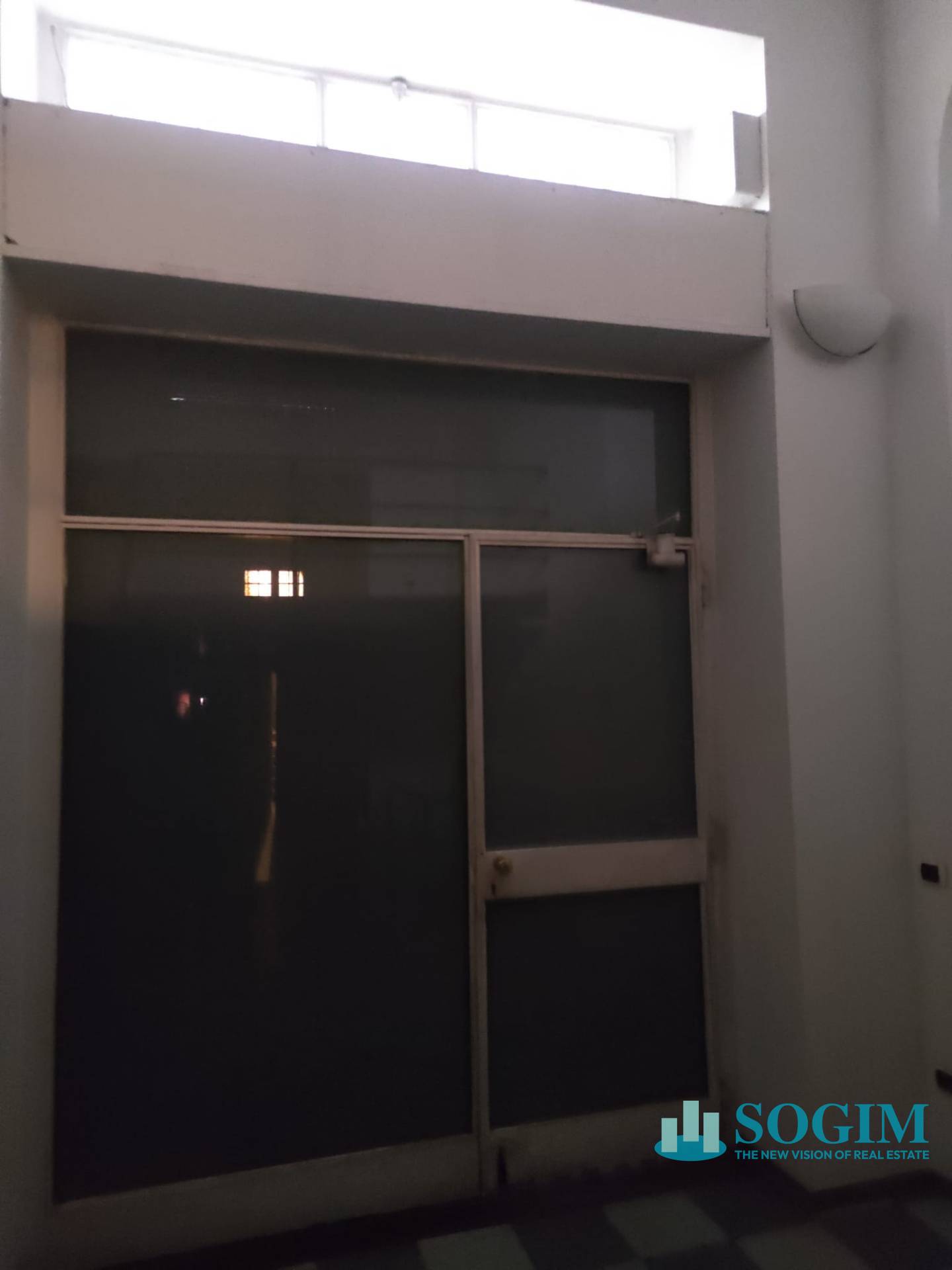 Negozio in affitto a Milano, Tribunale