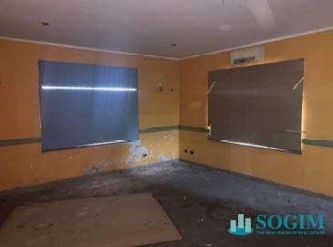 Negozio in vendita a Cassano d'Adda