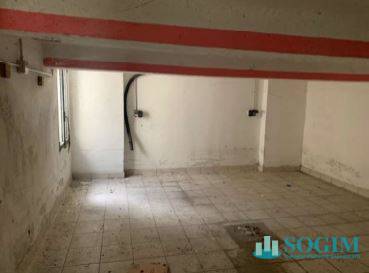 Negozio in vendita a Cassano d'Adda