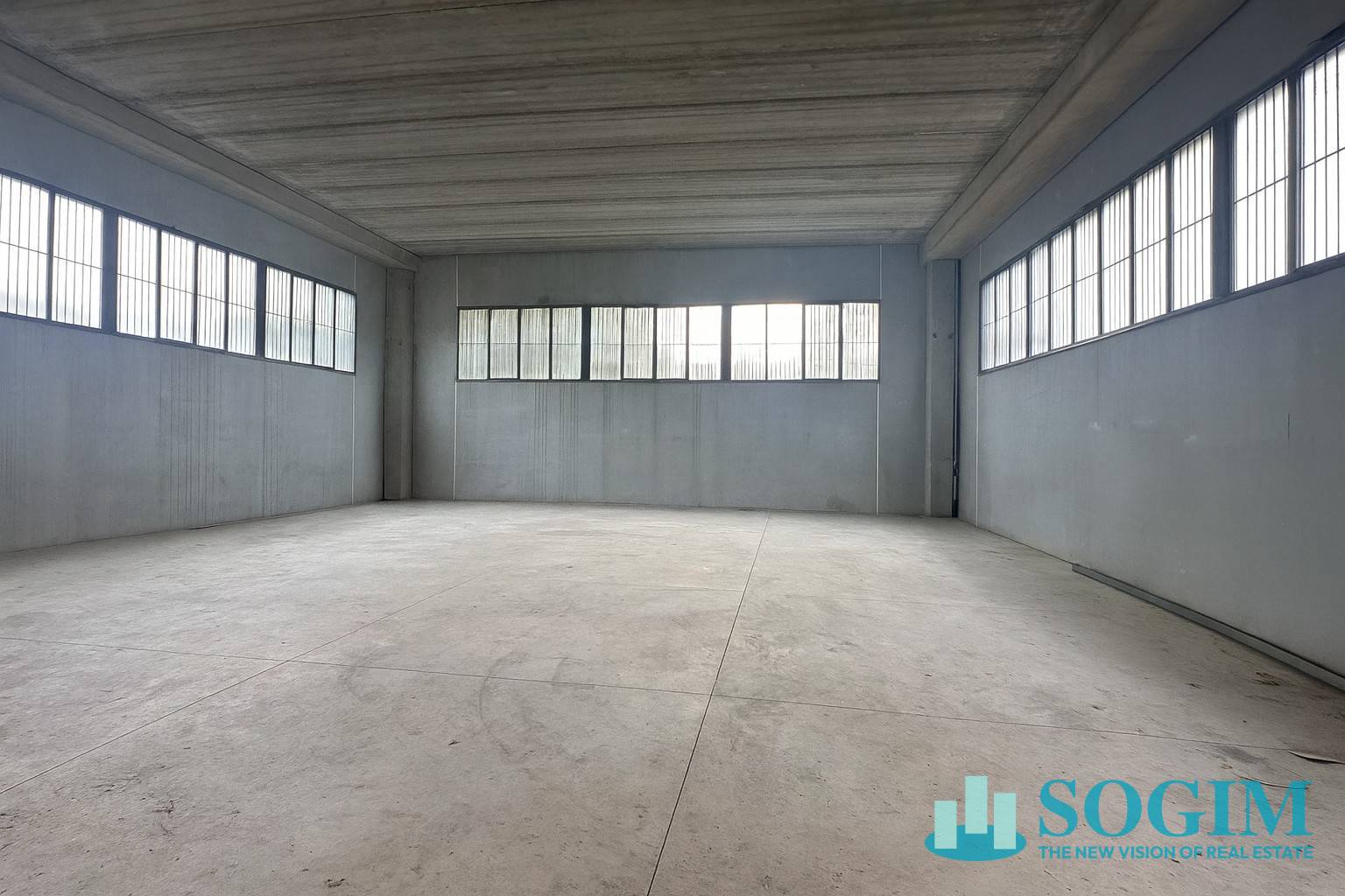 Capannone in vendita a Muggi