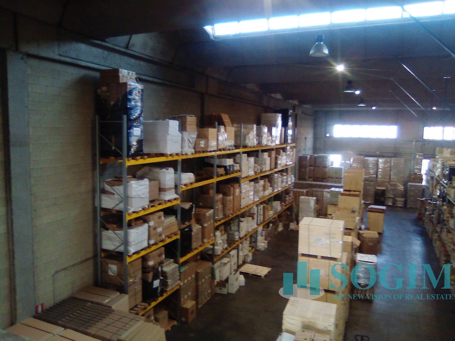 Capannone in affitto a Buccinasco