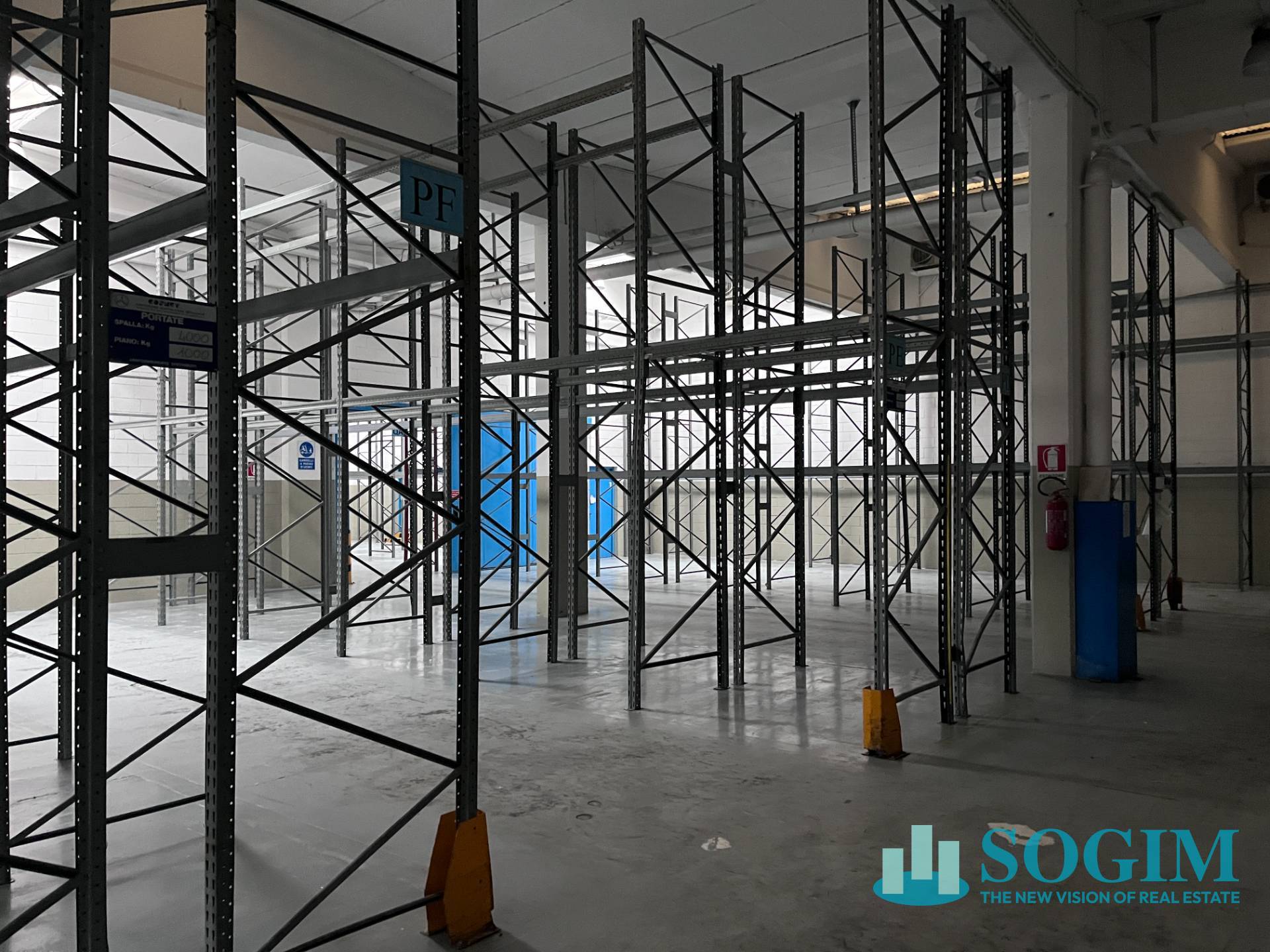 Capannone + Palazzina Uffici in affitto a Settimo Milanese