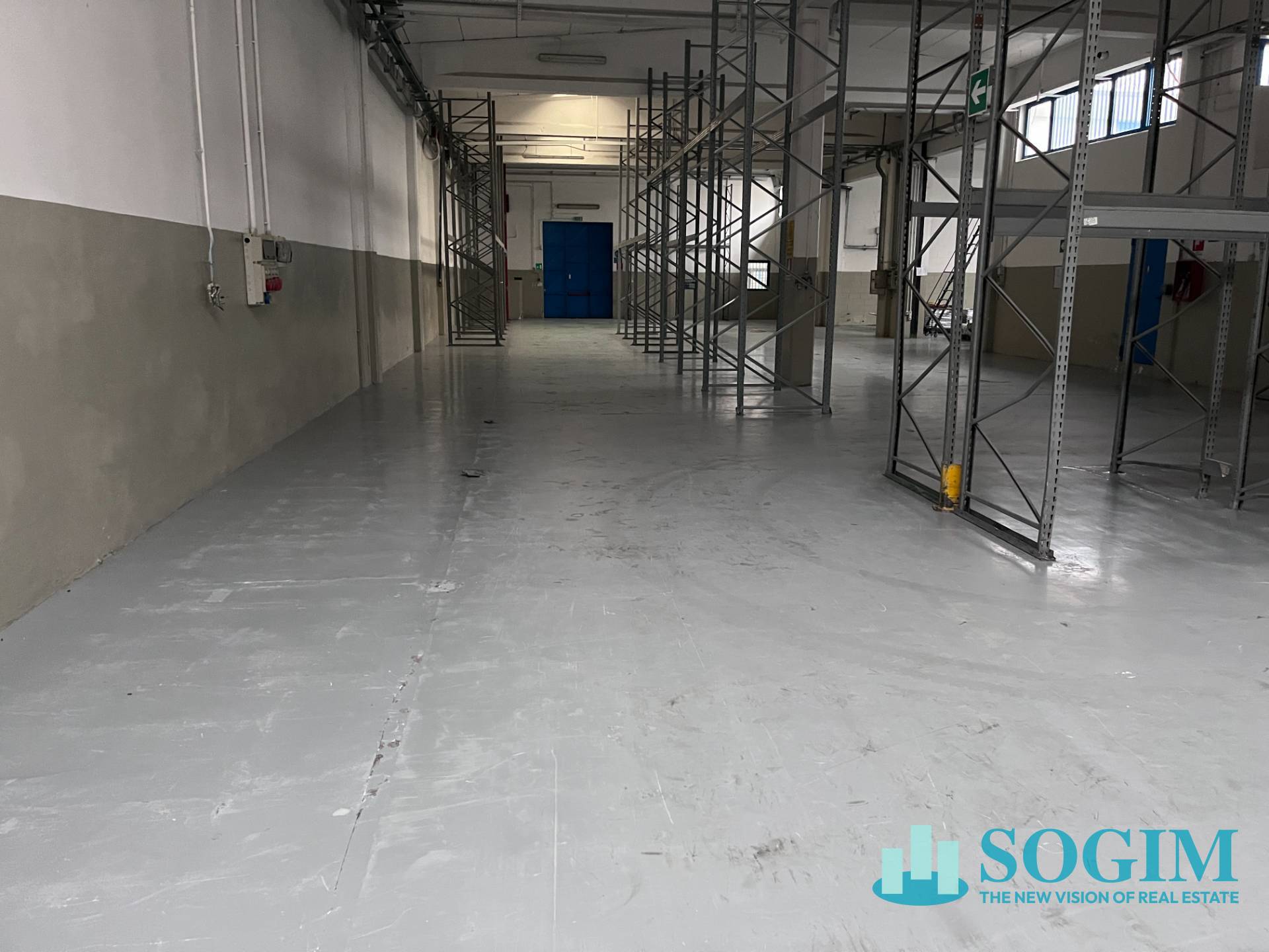 Capannone + Palazzina Uffici in affitto a Settimo Milanese