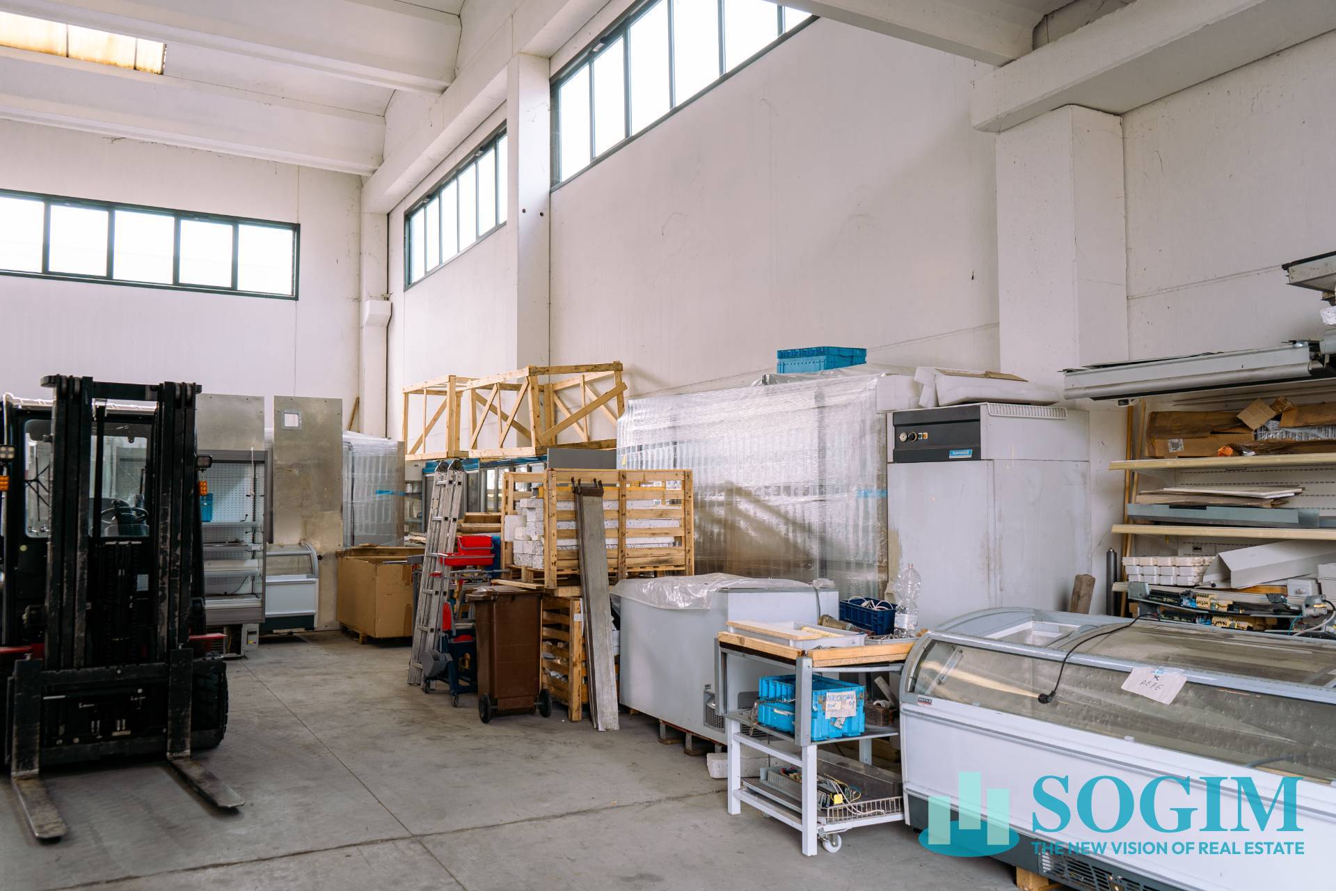 Capannone in vendita a San Zenone al Lambro