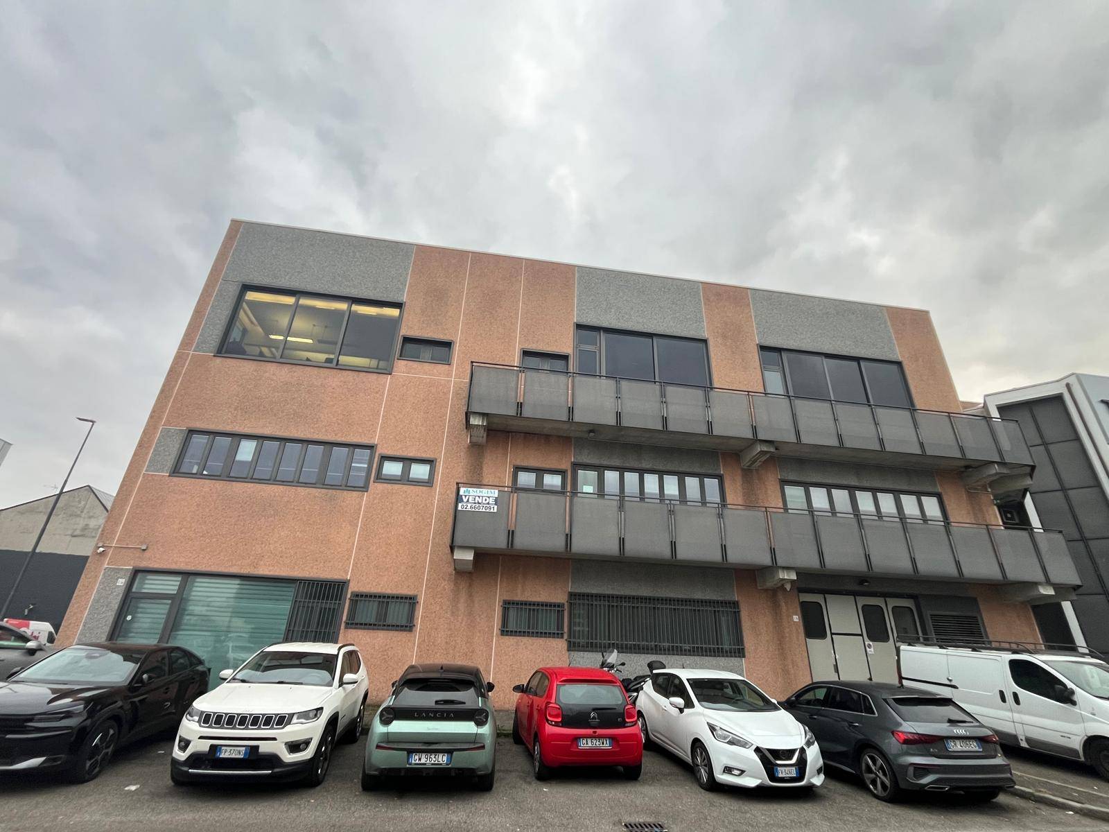 Ufficio in vendita a Corsico, LORENTEGGIO DAZIO