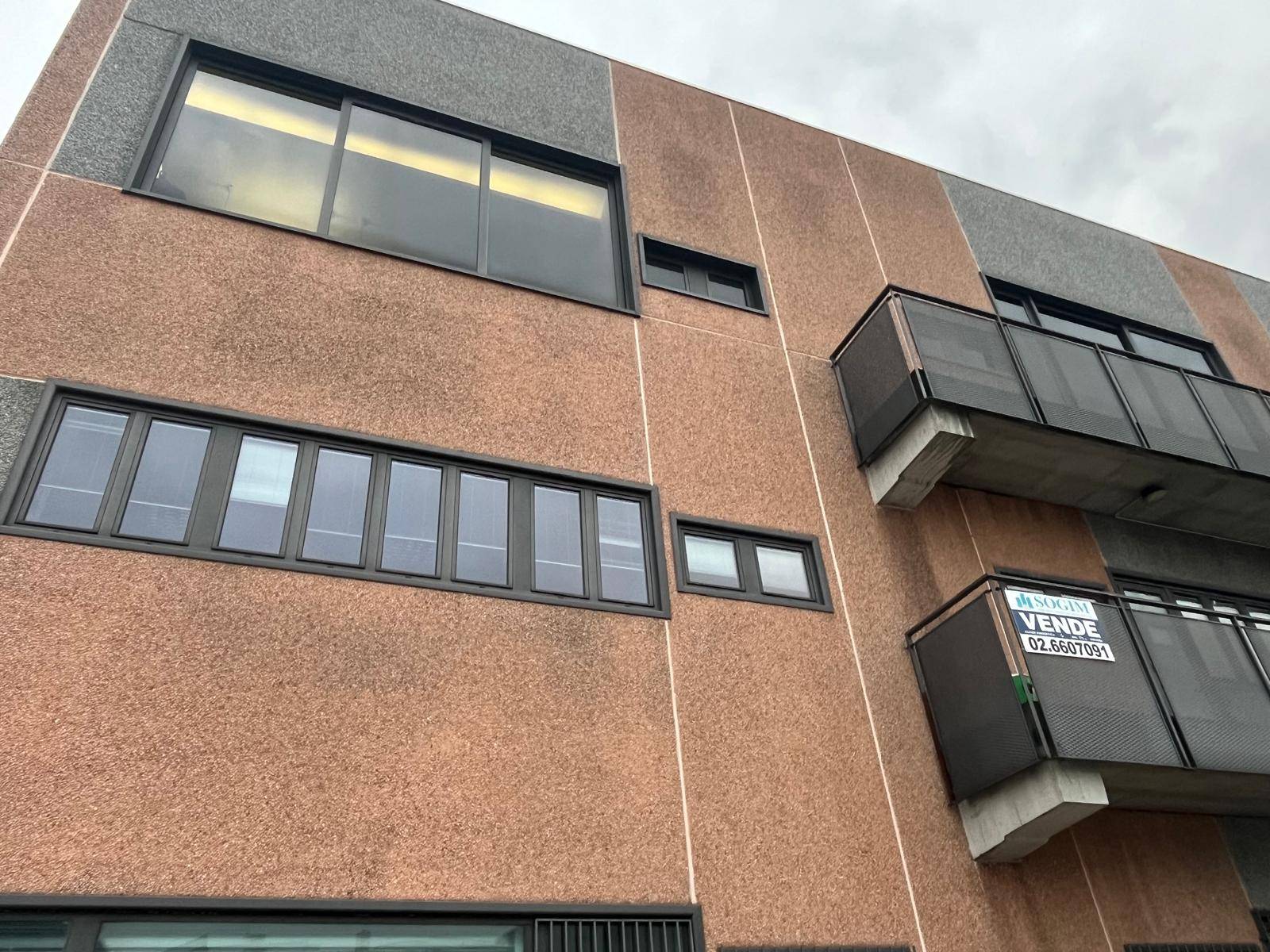 Ufficio in vendita a Corsico, LORENTEGGIO DAZIO