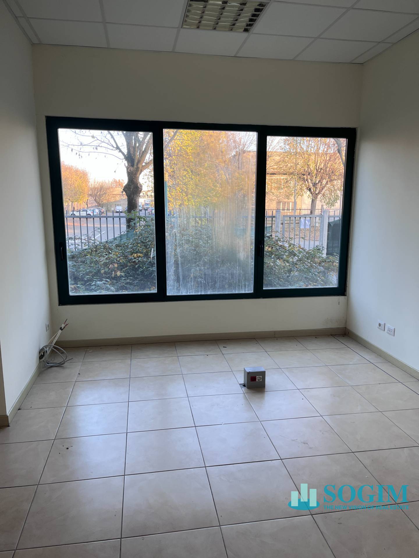 Capannone + Palazzina Uffici in affitto a Gaggiano