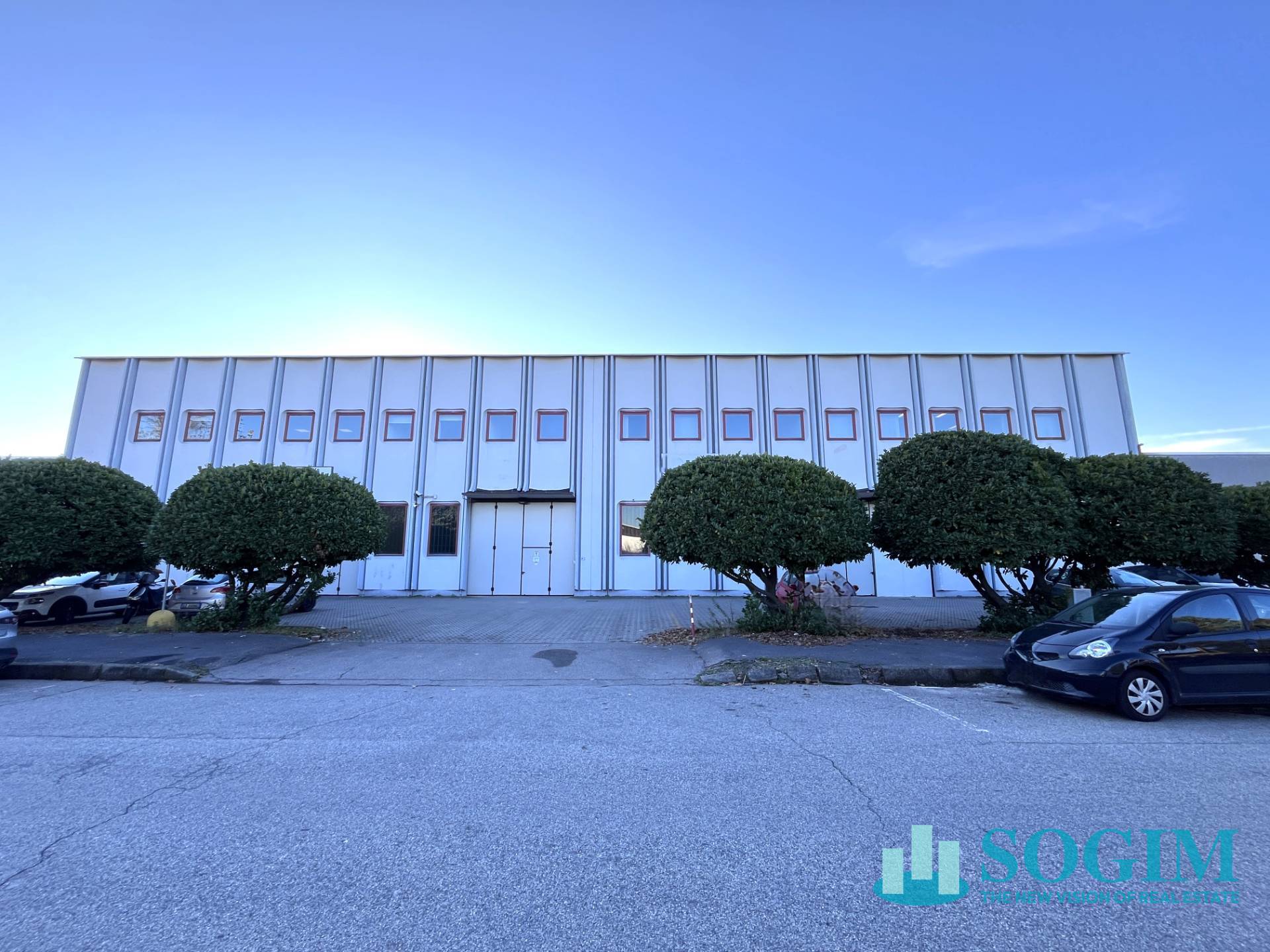 Capannone + Palazzina Uffici in affitto a Cusago