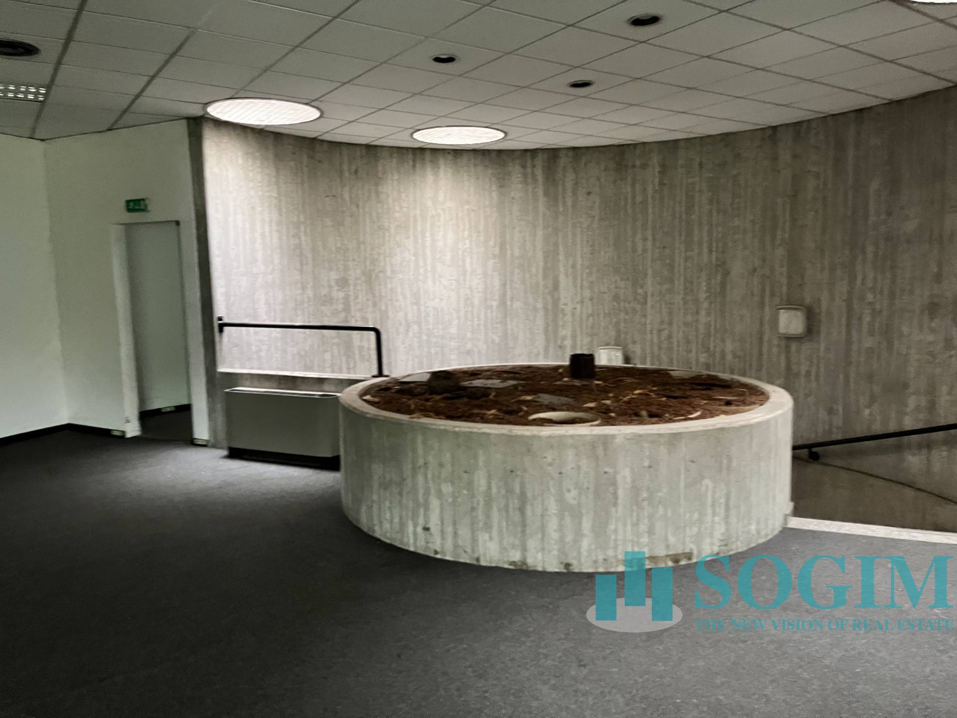 Immobile commerciale in affitto a Cusago