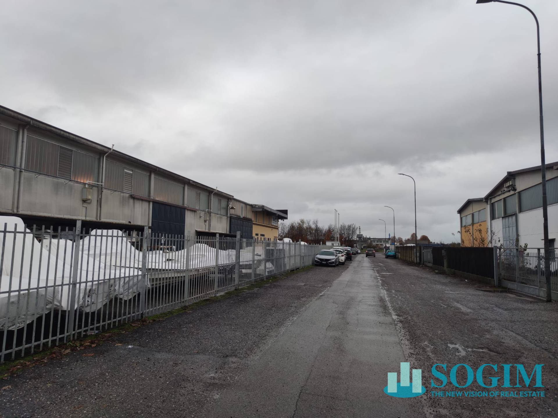 Capannone in vendita a Casalpusterlengo