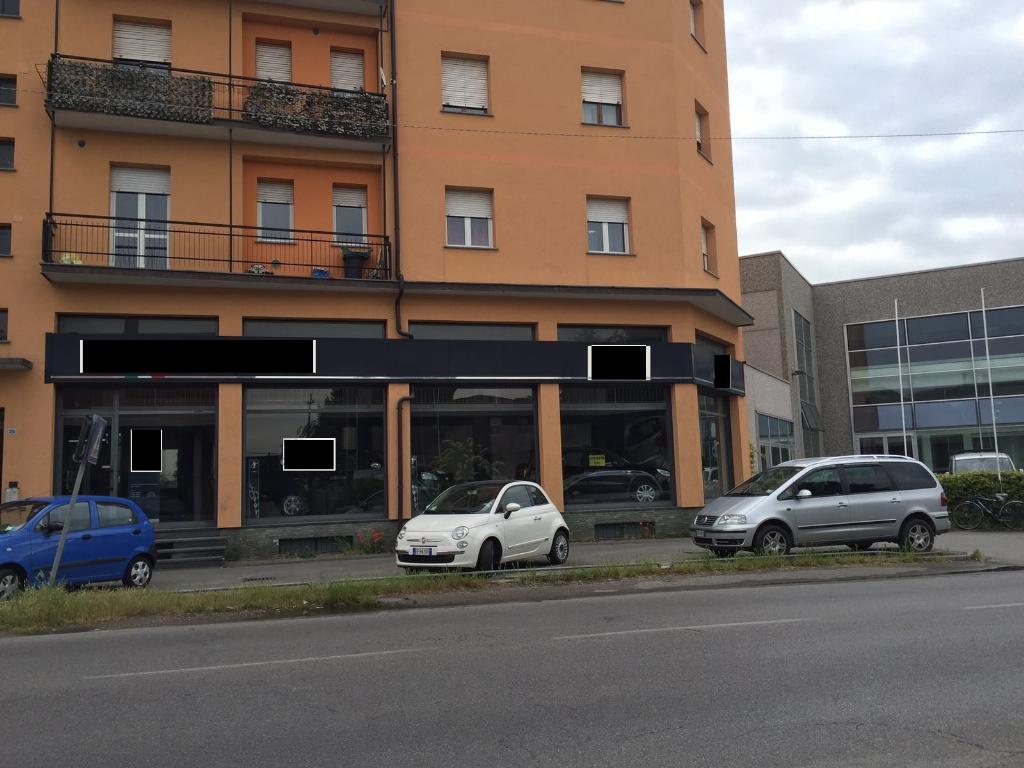 Immobile commerciale in vendita a Limbiate