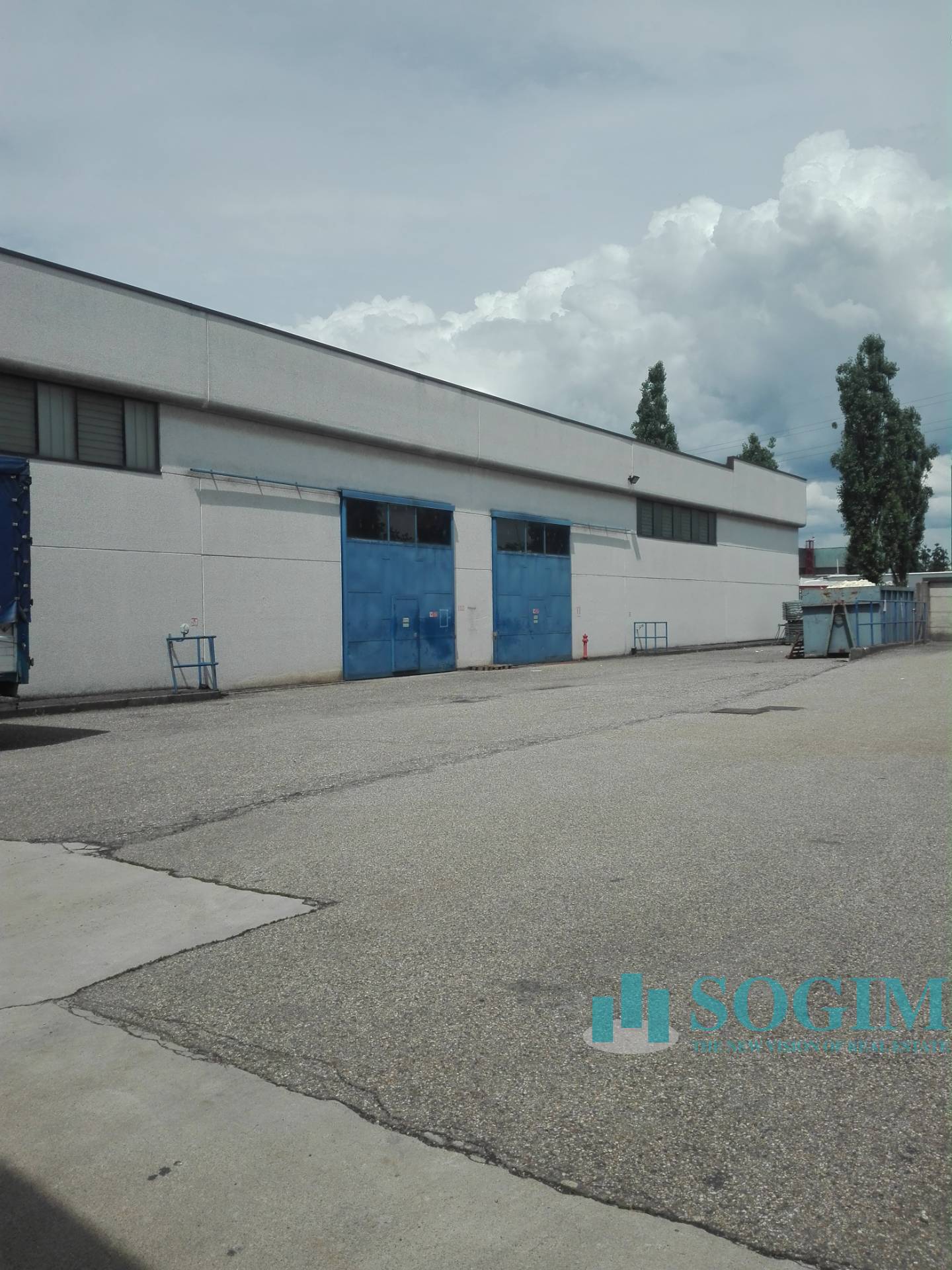 Capannone in vendita a Rho